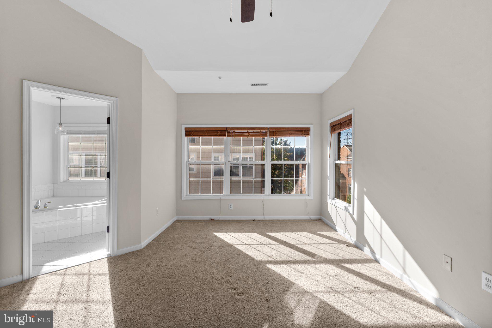 10214 RUTLAND ROUND ROAD Unit: 70