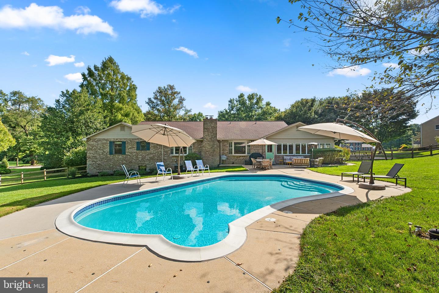 13380 PIPES LANE