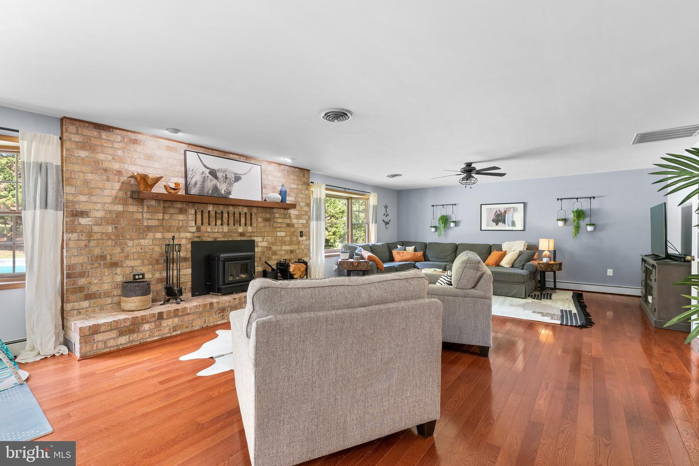 13380 PIPES LANE