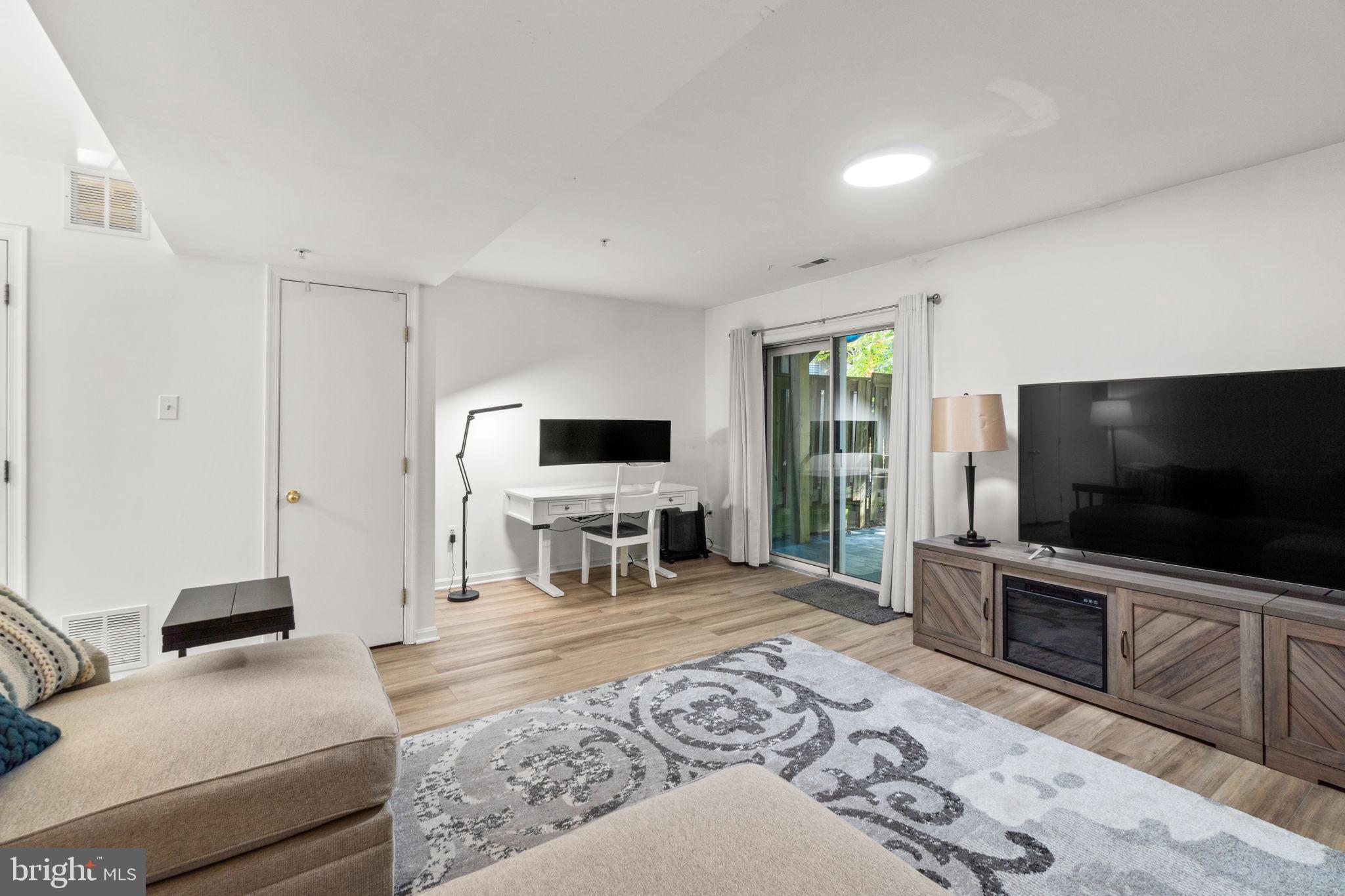 12227 GREEN MEADOW DRIVE