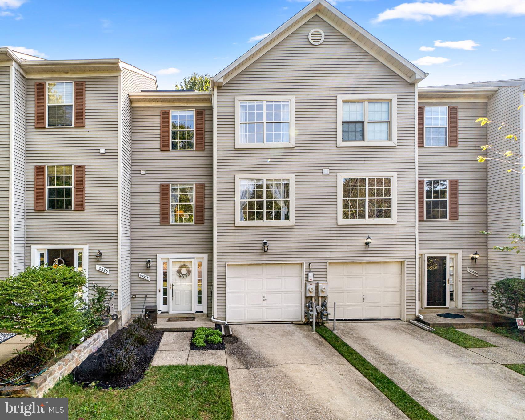 12227 GREEN MEADOW DRIVE