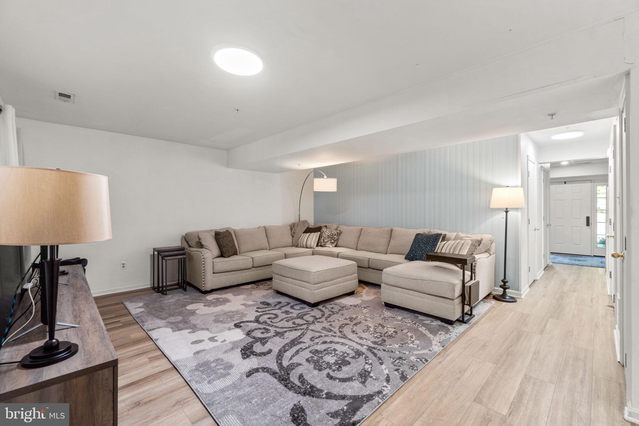 12227 GREEN MEADOW DRIVE