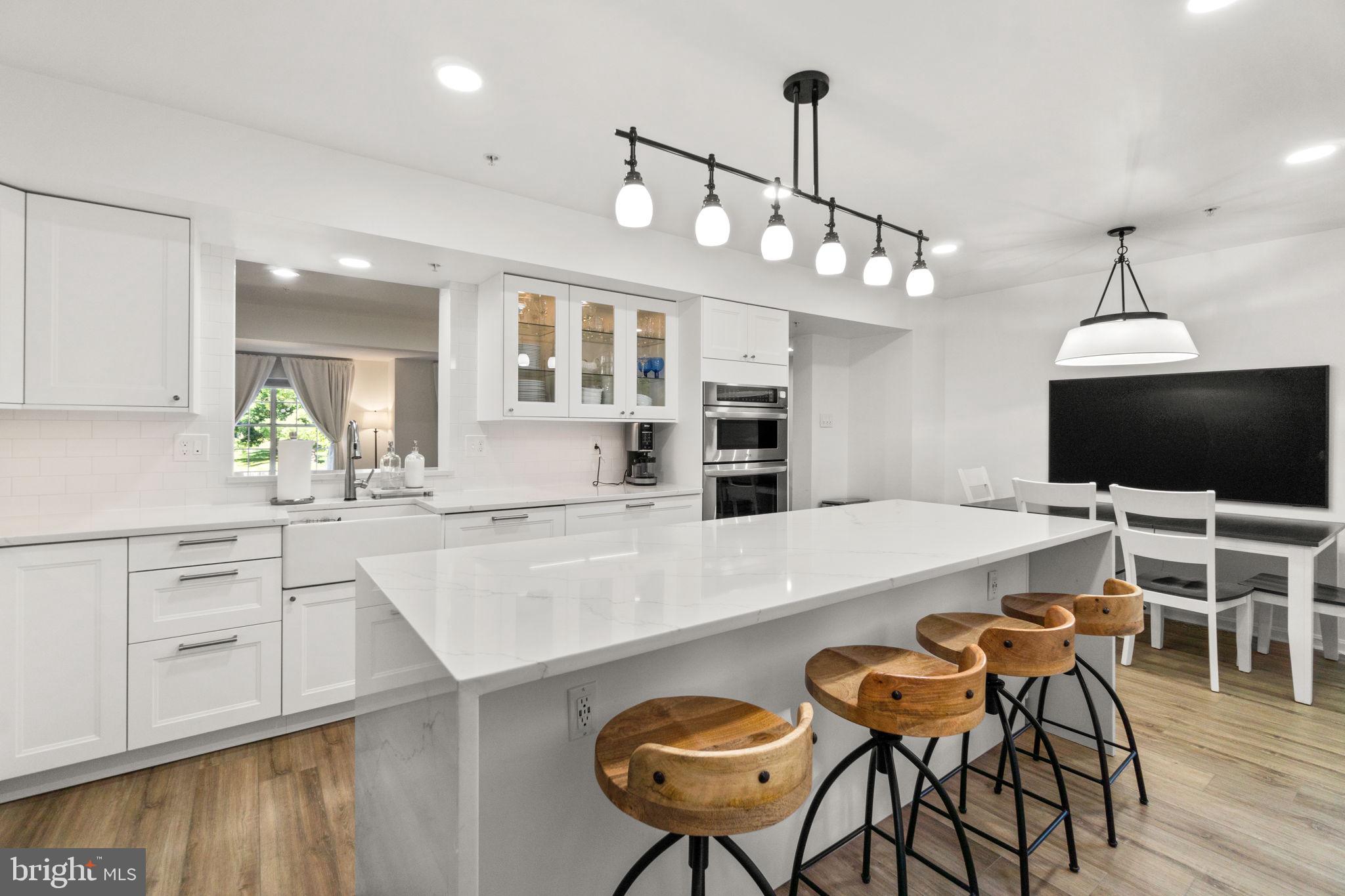 12227 GREEN MEADOW DRIVE