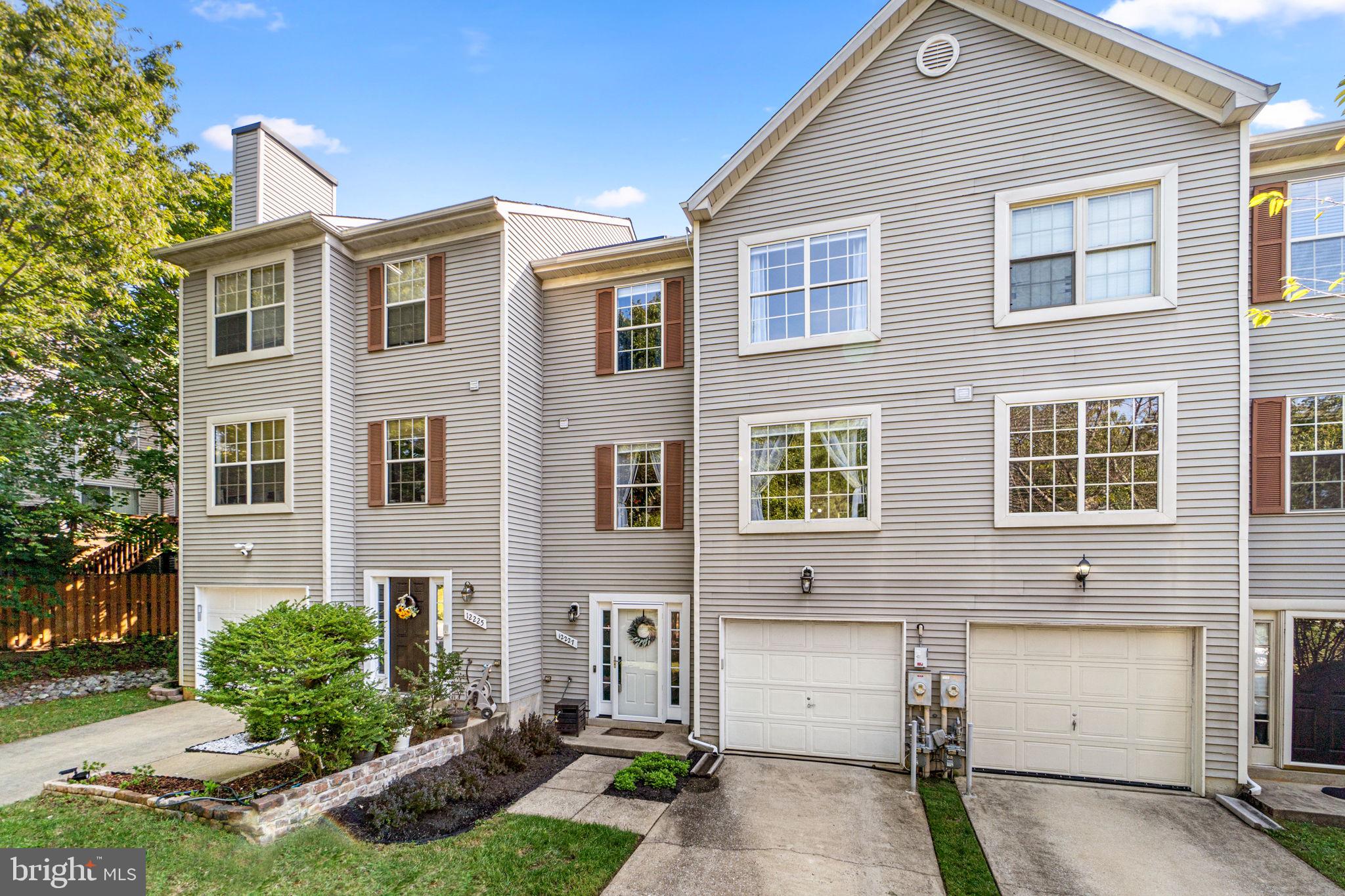 12227 GREEN MEADOW DRIVE