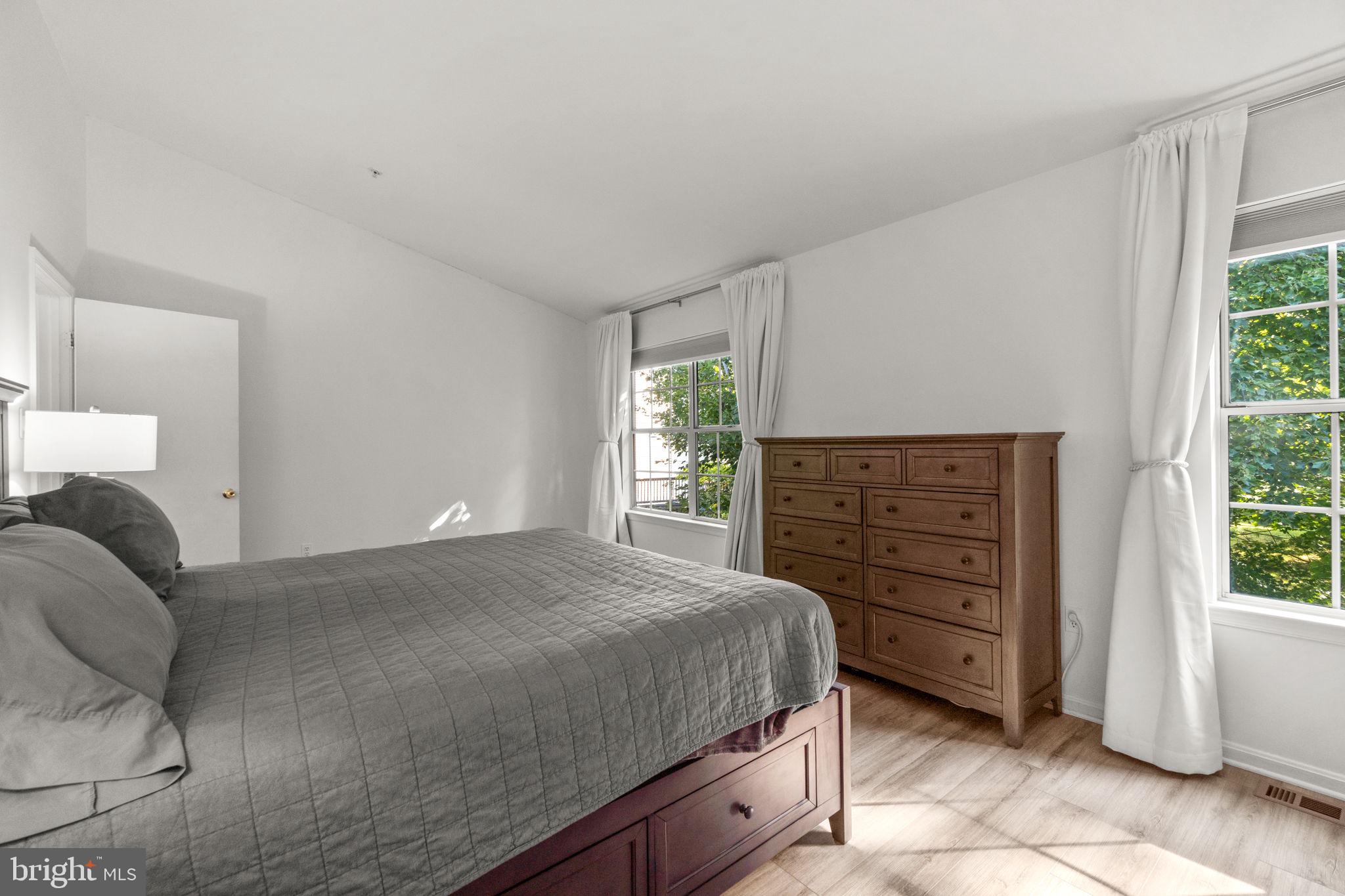 12227 GREEN MEADOW DRIVE