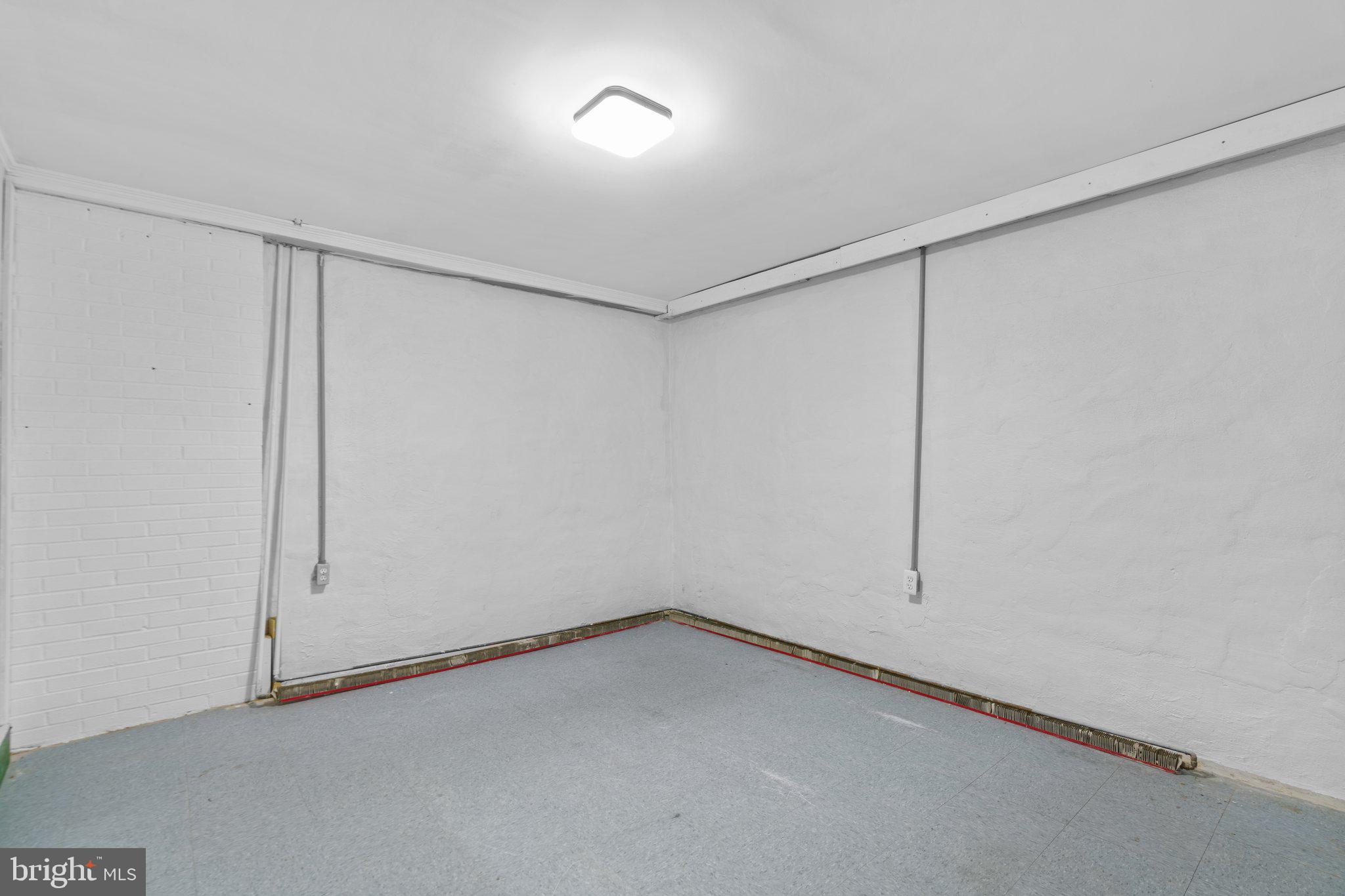 11752 Clarksville Pike Pike