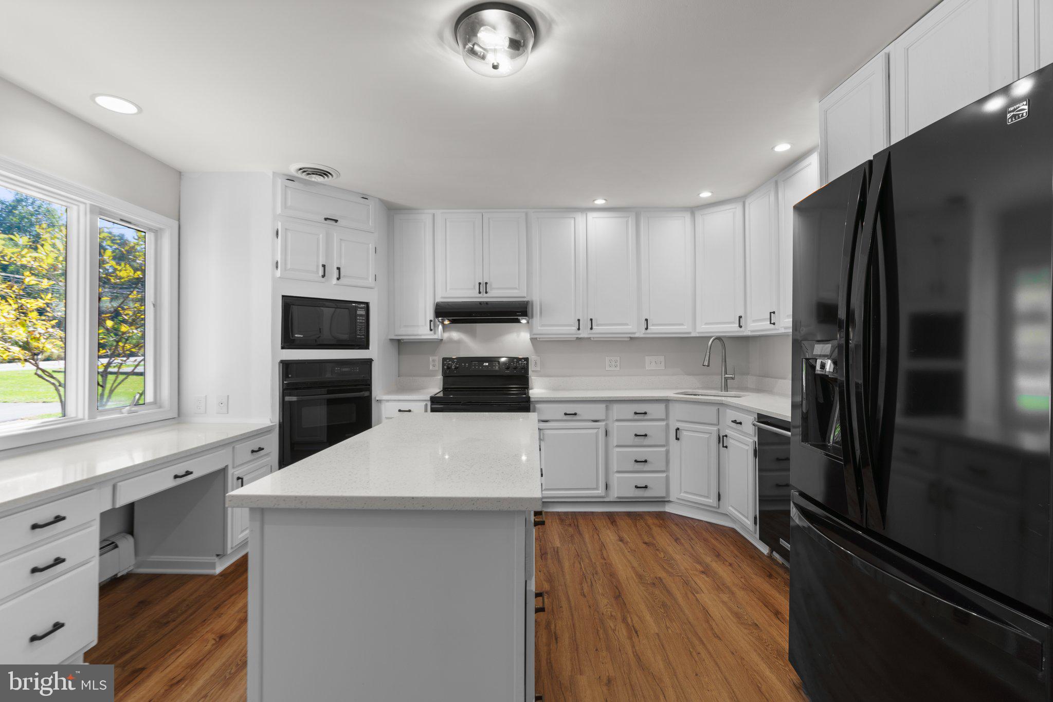 11752 Clarksville Pike Pike