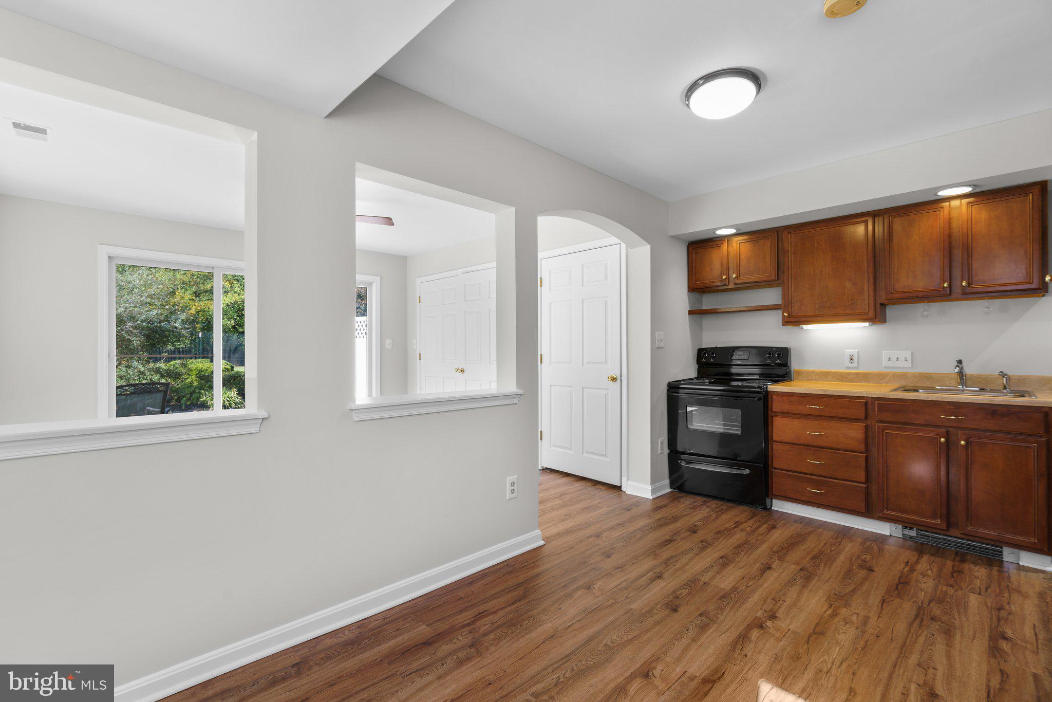 11752 Clarksville Pike Pike