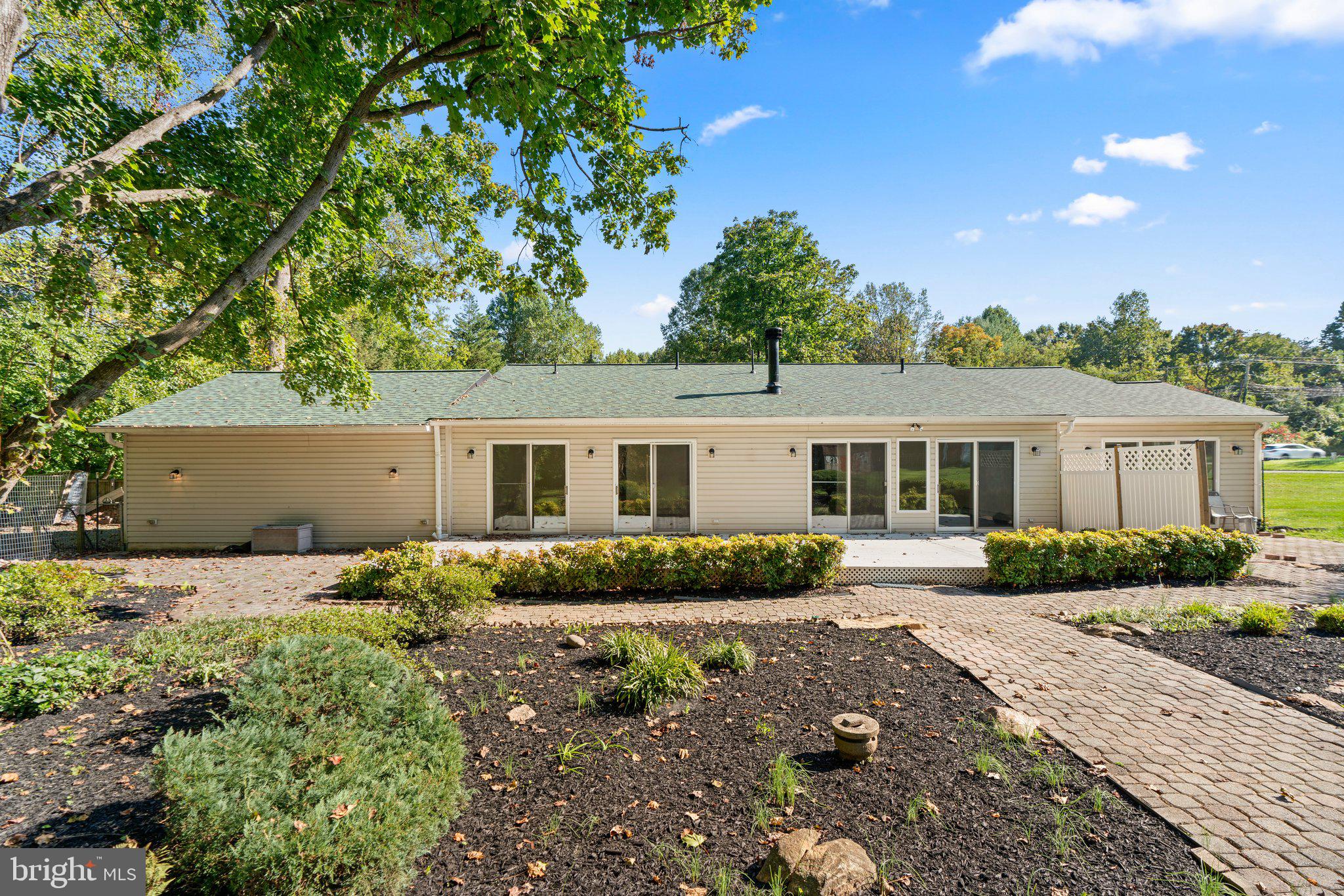 11752 Clarksville Pike Pike