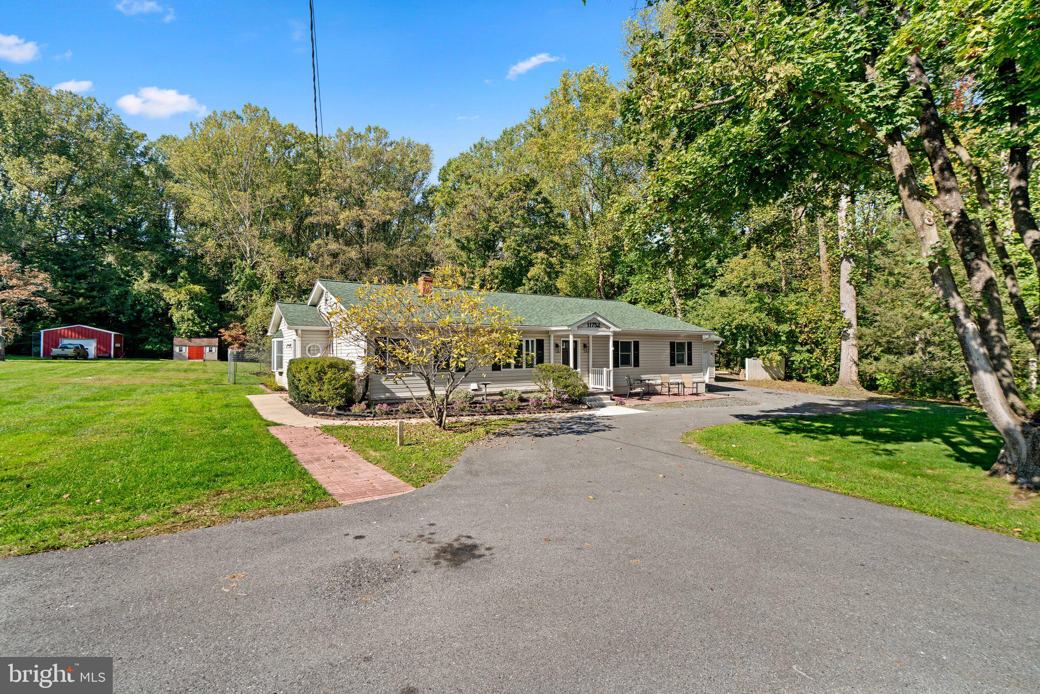 11752 Clarksville Pike Pike