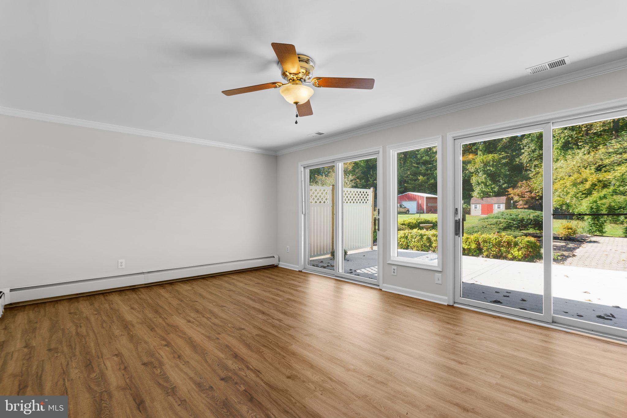 11752 Clarksville Pike Pike