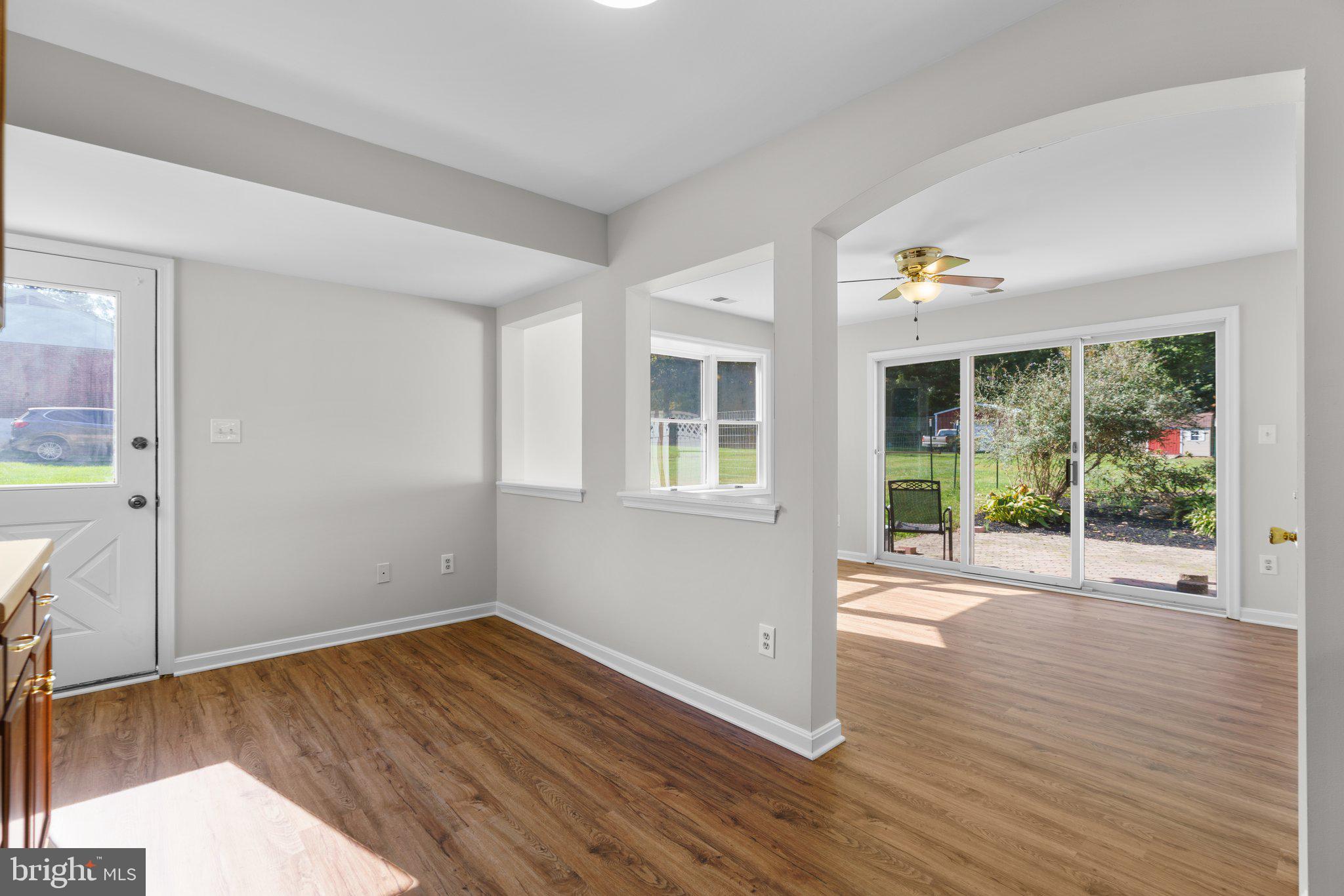 11752 Clarksville Pike Pike