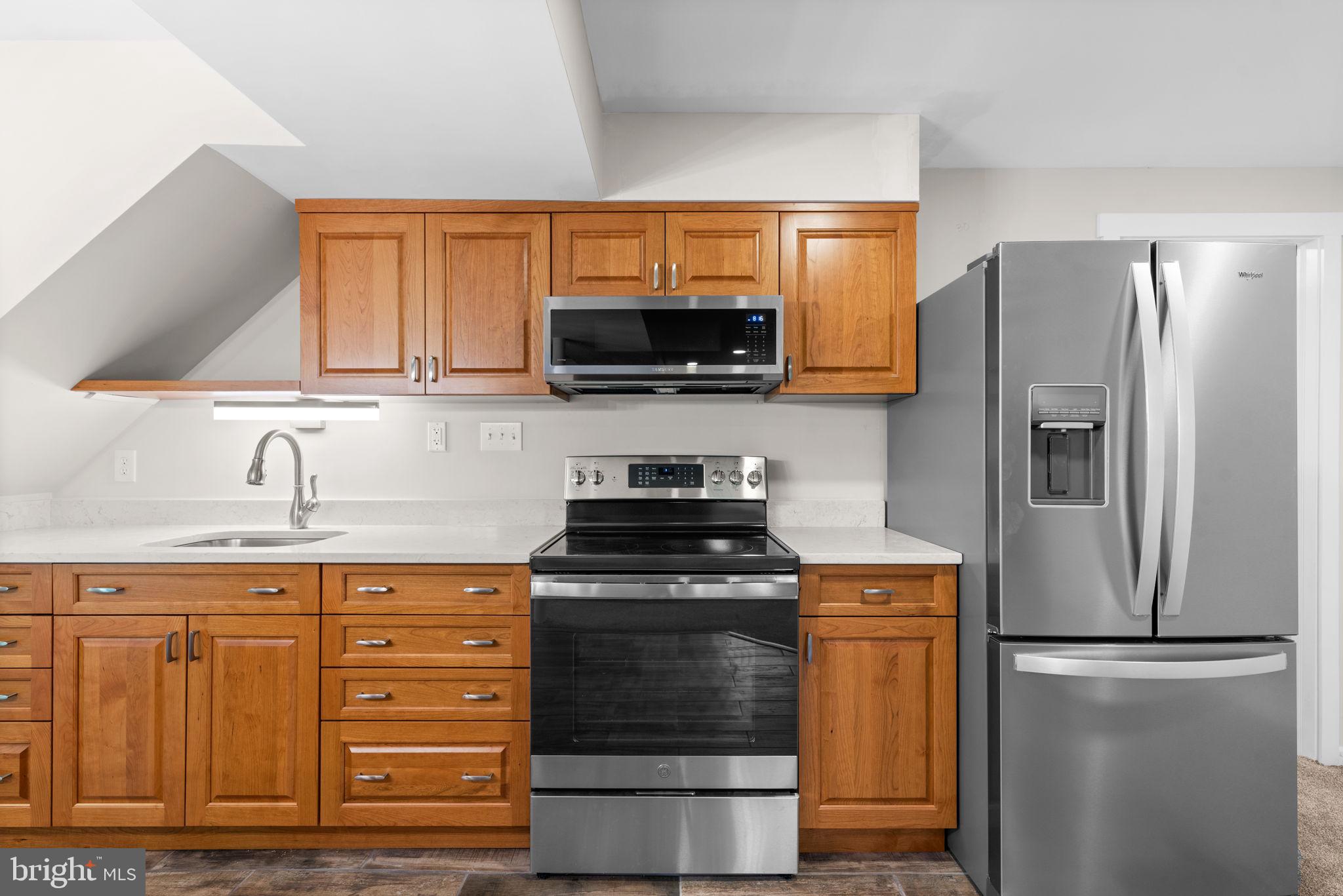 3225 Ramblewood ROAD