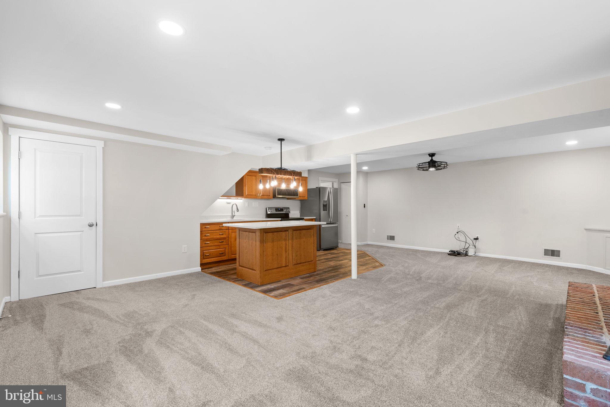 3225 Ramblewood ROAD