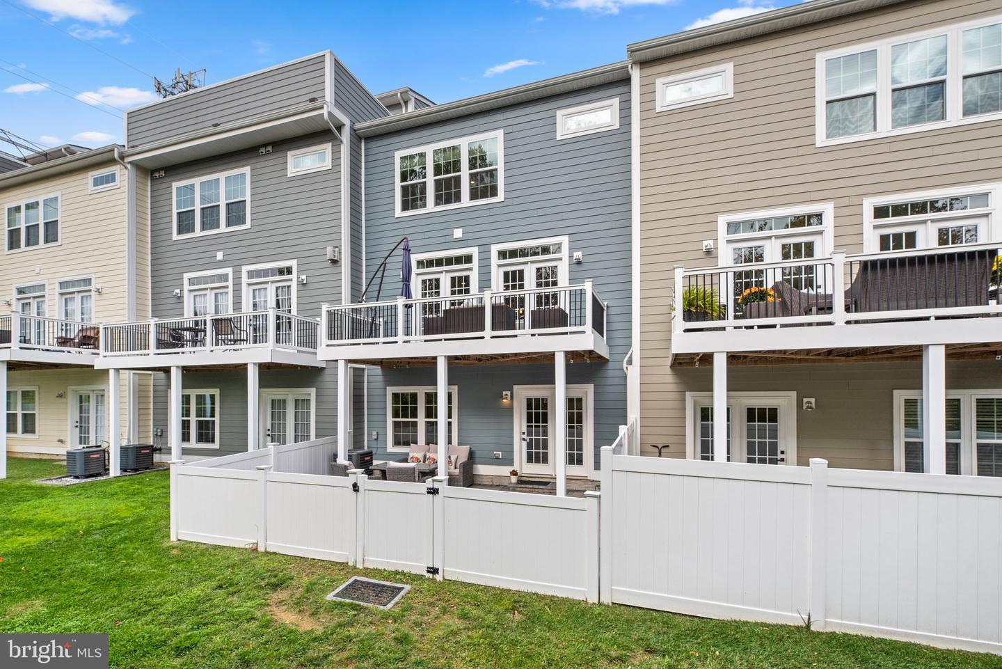 6025 Hidden MEADOW