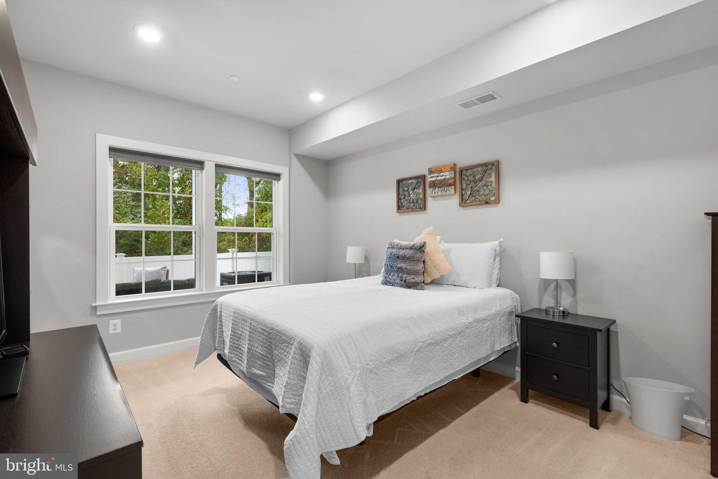 6025 Hidden MEADOW