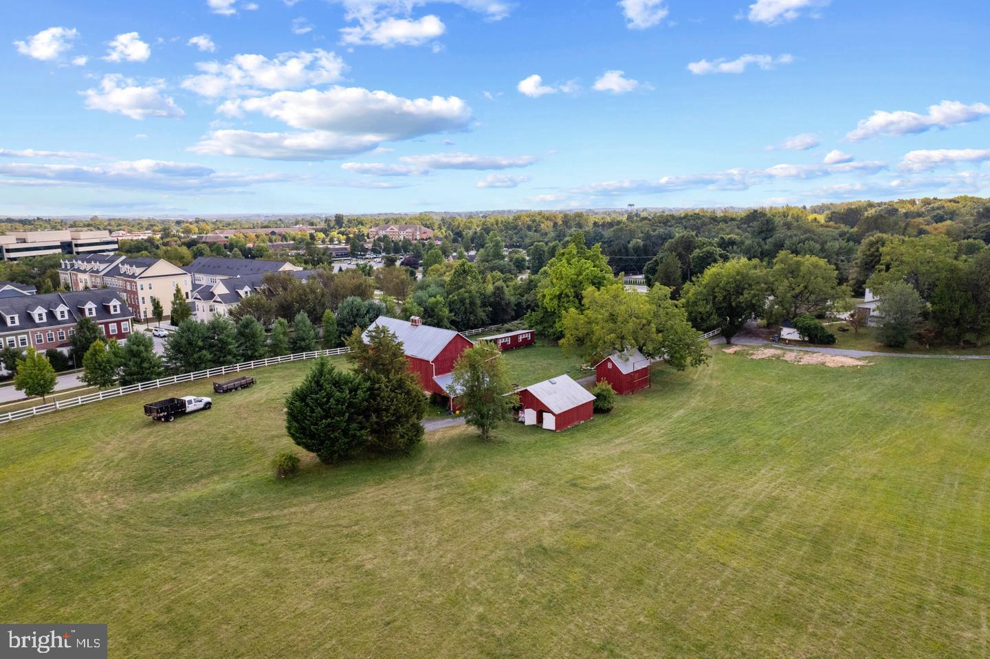 6025 Hidden MEADOW