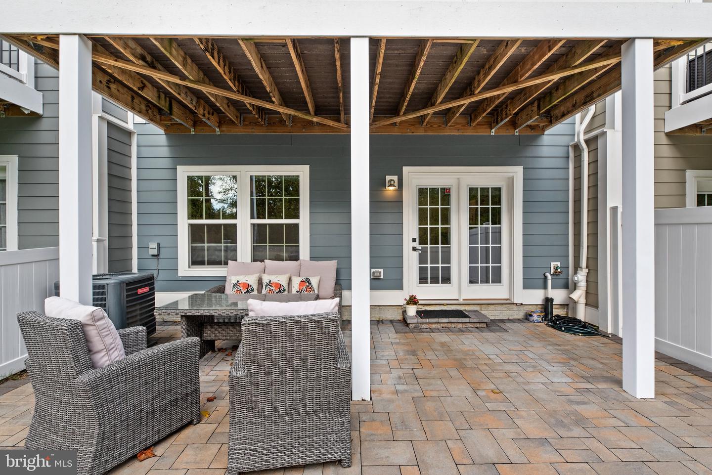 6025 Hidden MEADOW