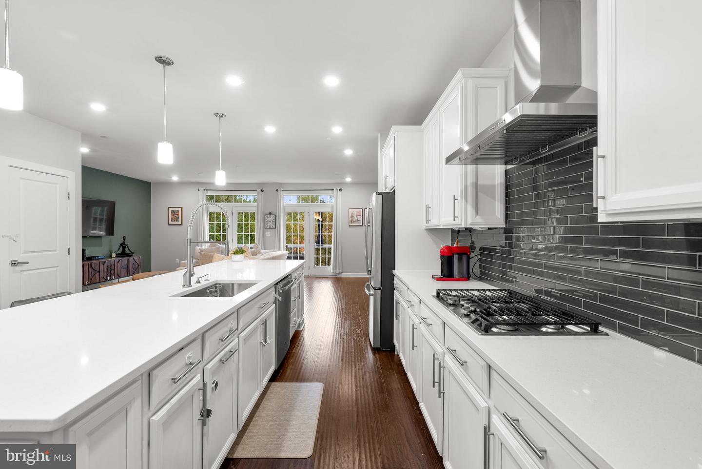 6025 Hidden MEADOW