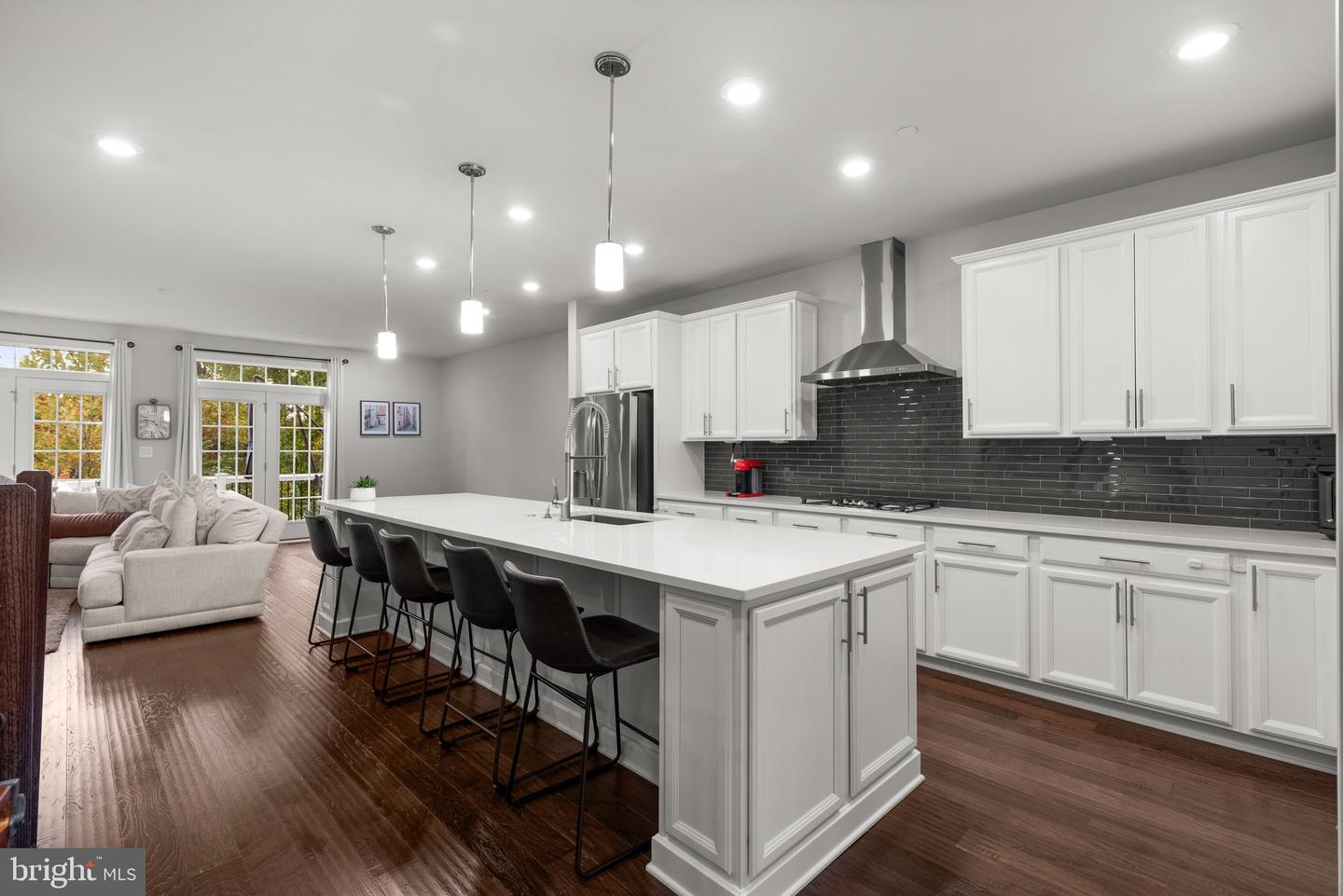 6025 Hidden MEADOW