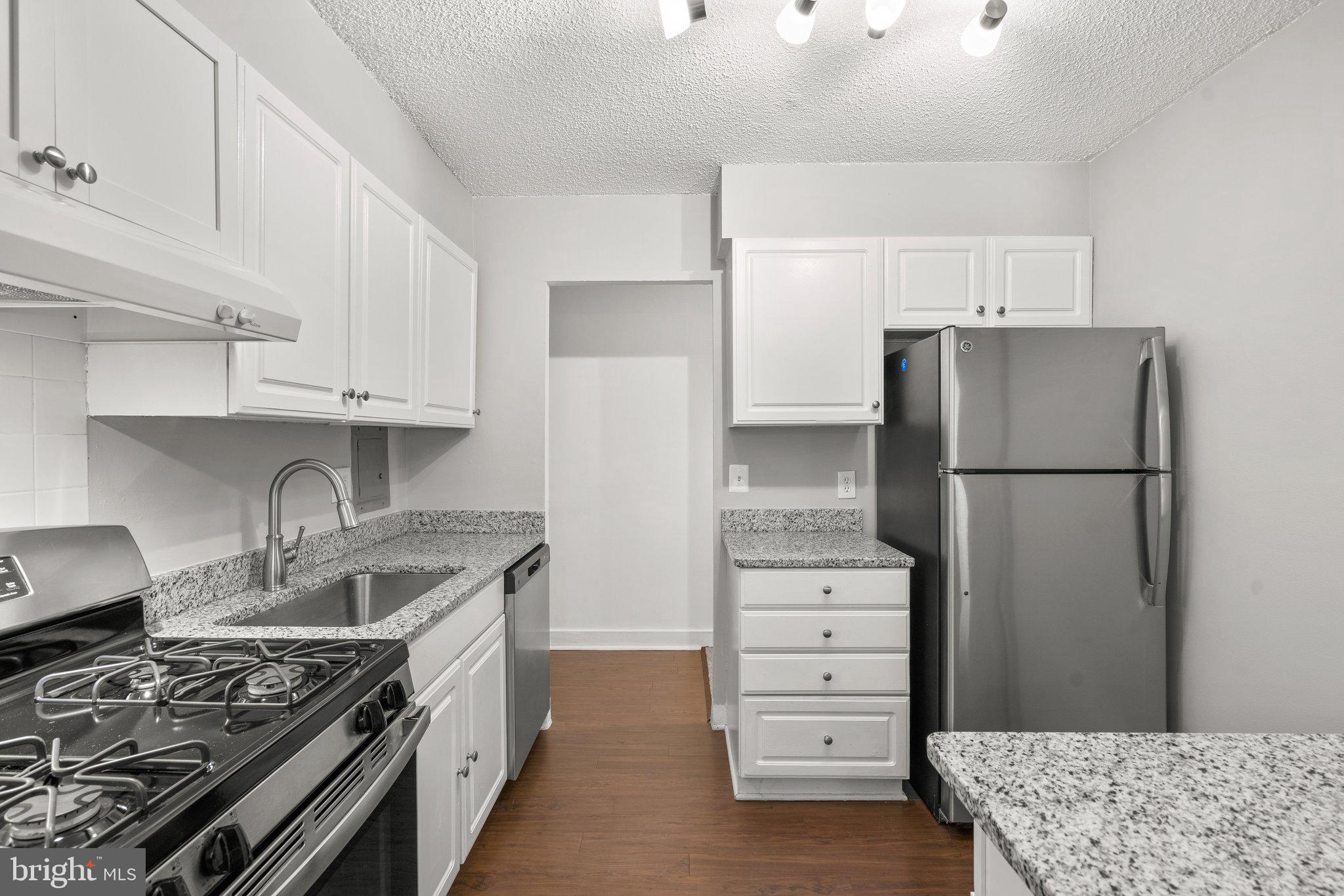 5901 Tamar DRIVE Unit: 10