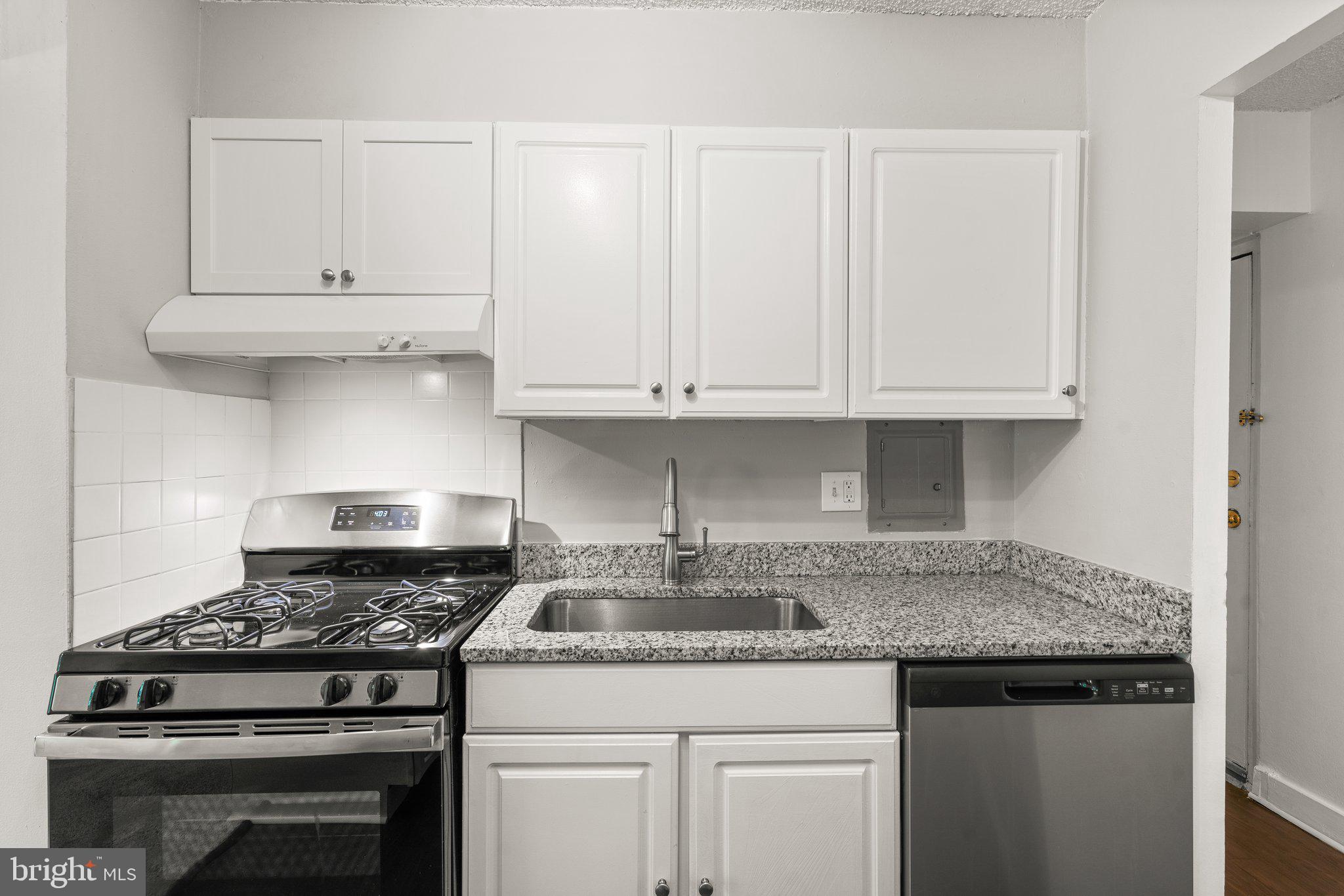 5901 Tamar DRIVE Unit: 10