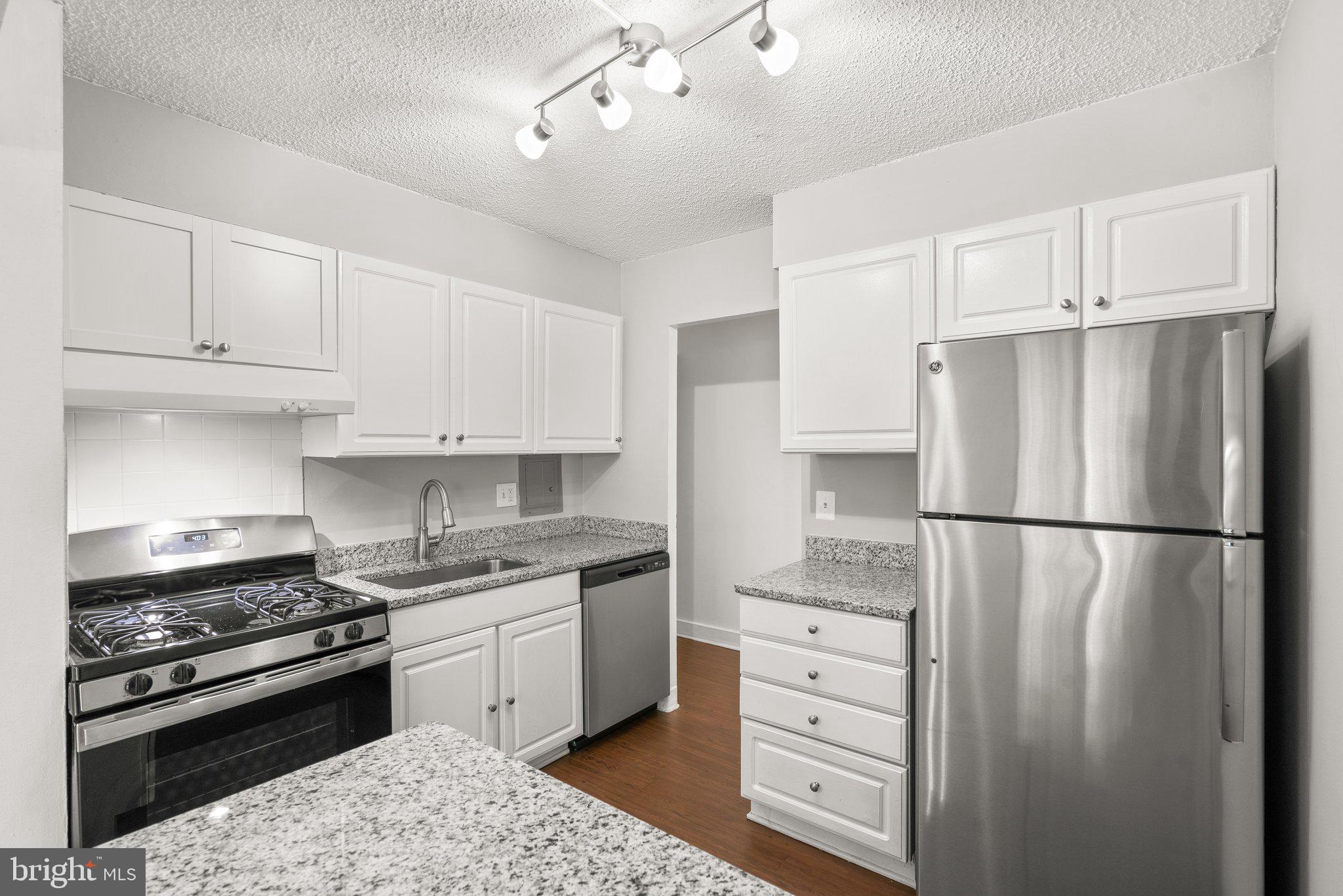 5901 Tamar DRIVE Unit: 10
