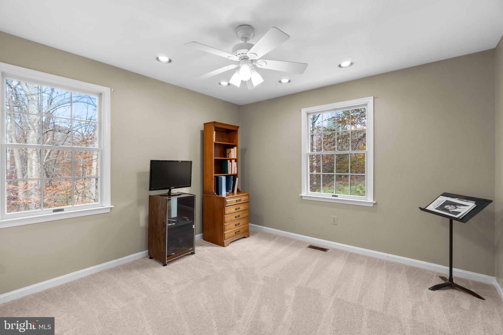 10659 Breezewood DRIVE