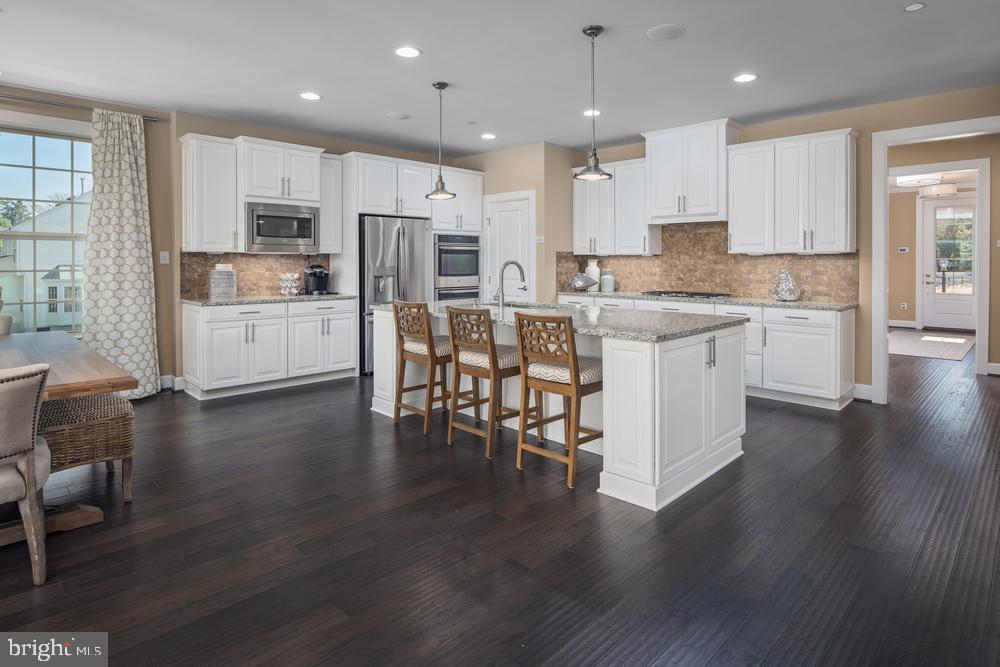 8401 Bald Eagle COURT