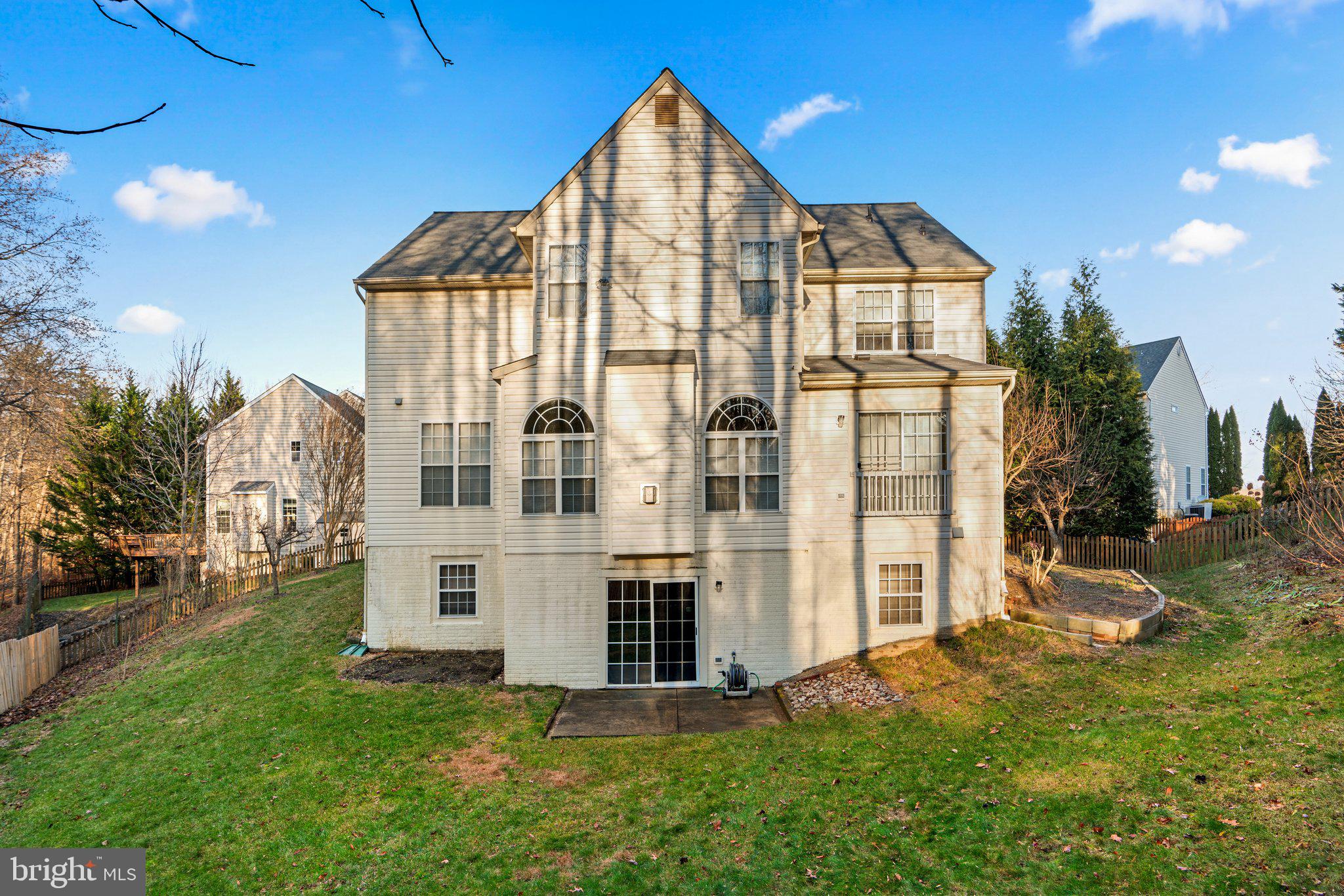 2127 Oak Forest DRIVE