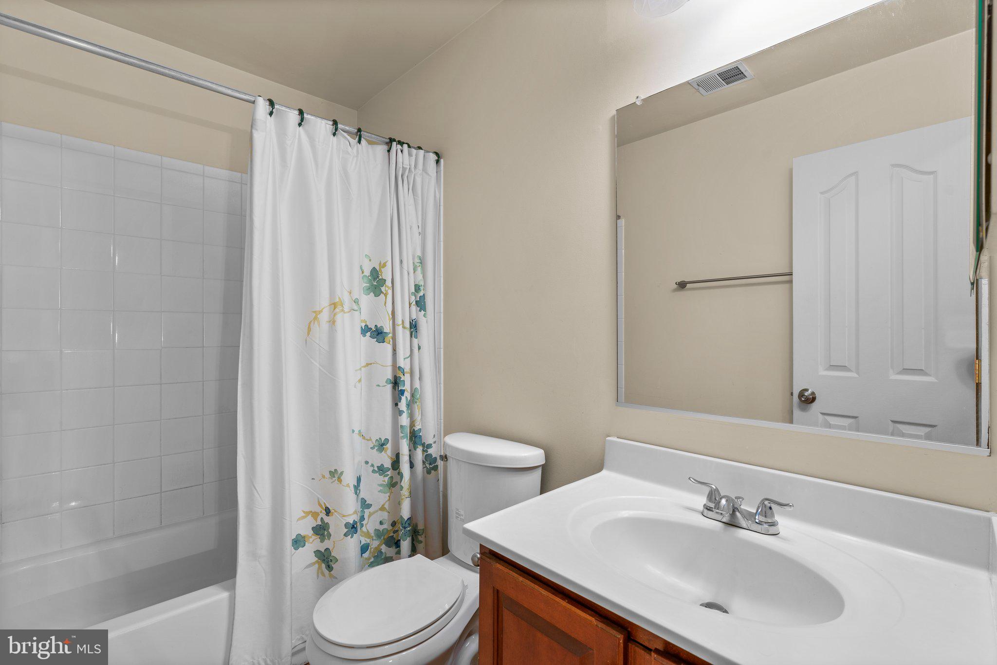 2127 Oak Forest DRIVE