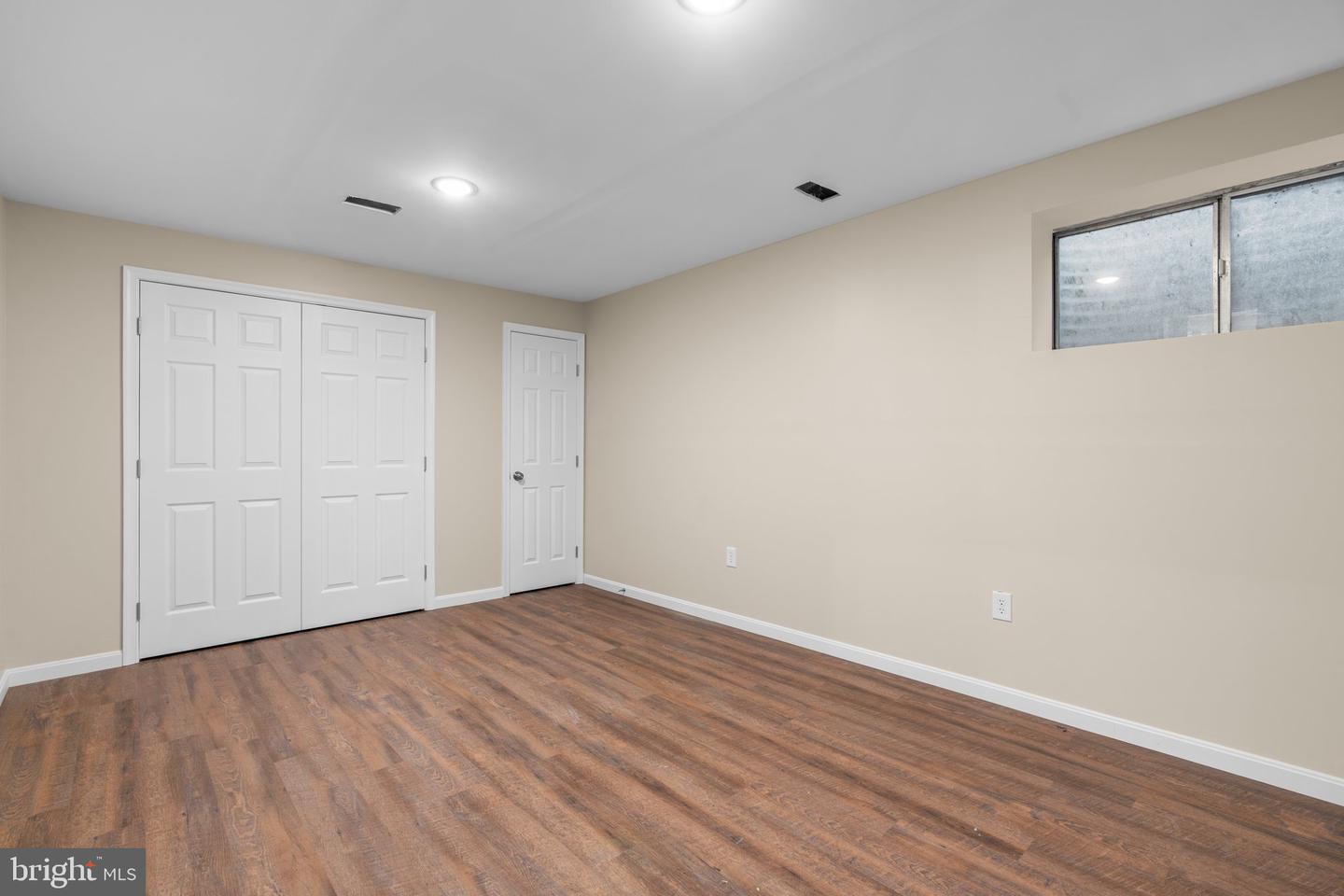 5731 Sweetwind PLACE