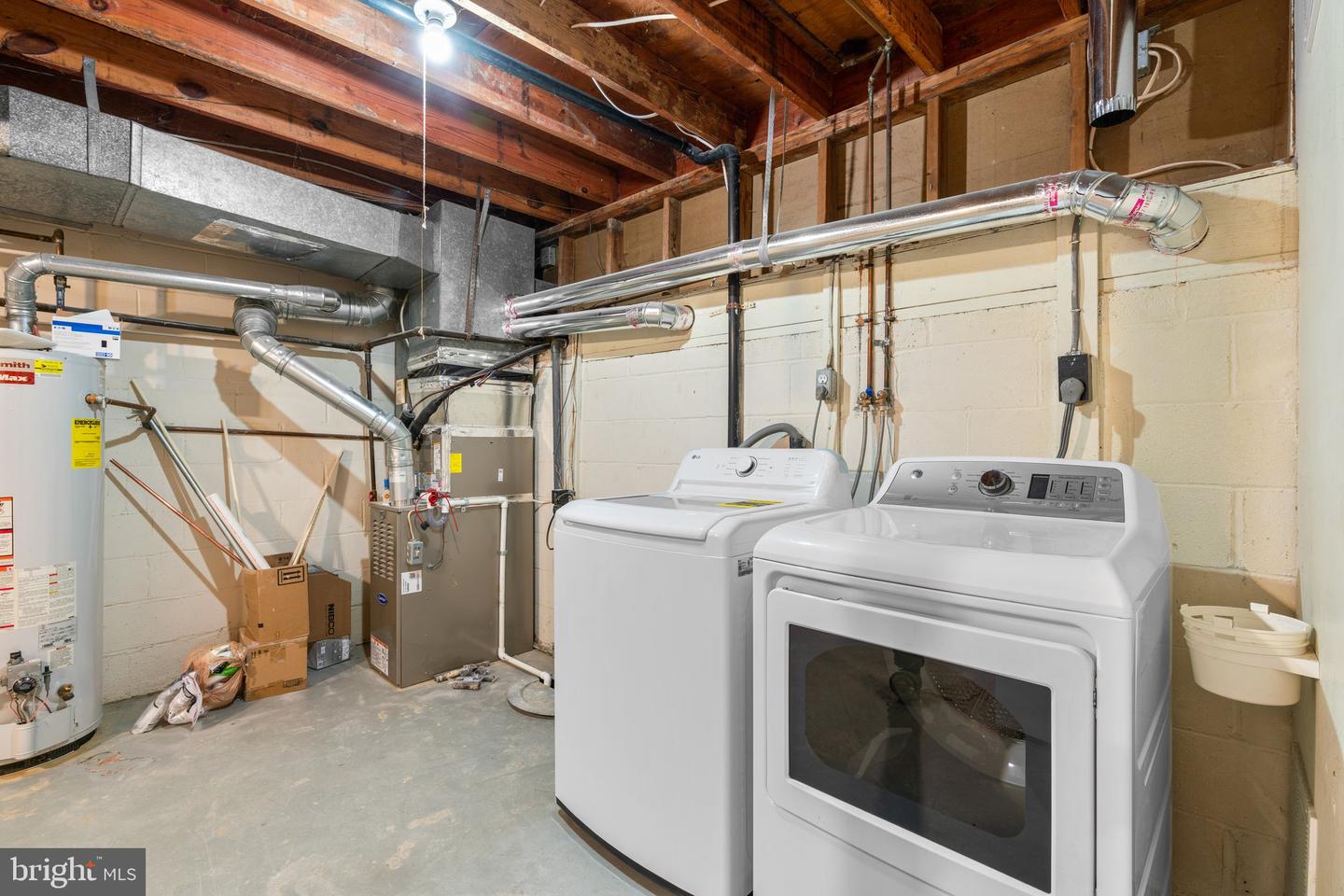 5731 Sweetwind PLACE