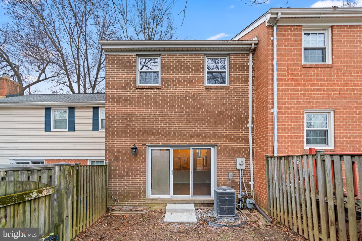 5731 Sweetwind PLACE