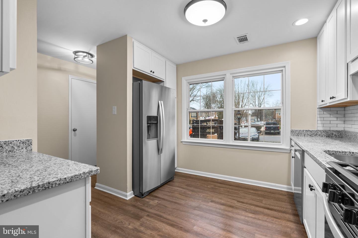 5731 Sweetwind PLACE