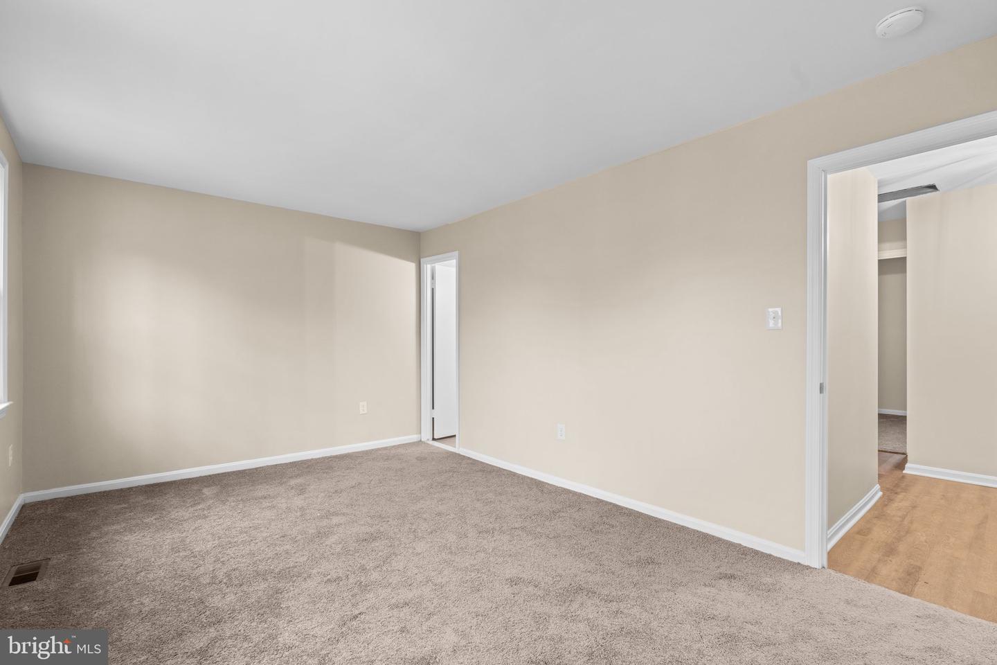 5731 Sweetwind PLACE