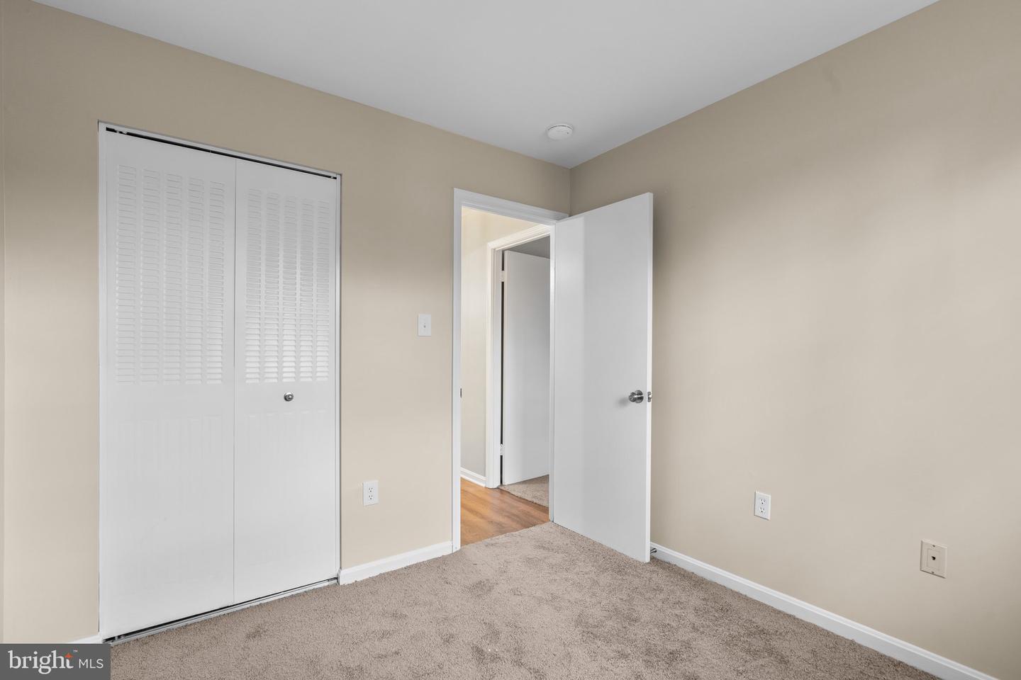 5731 Sweetwind PLACE