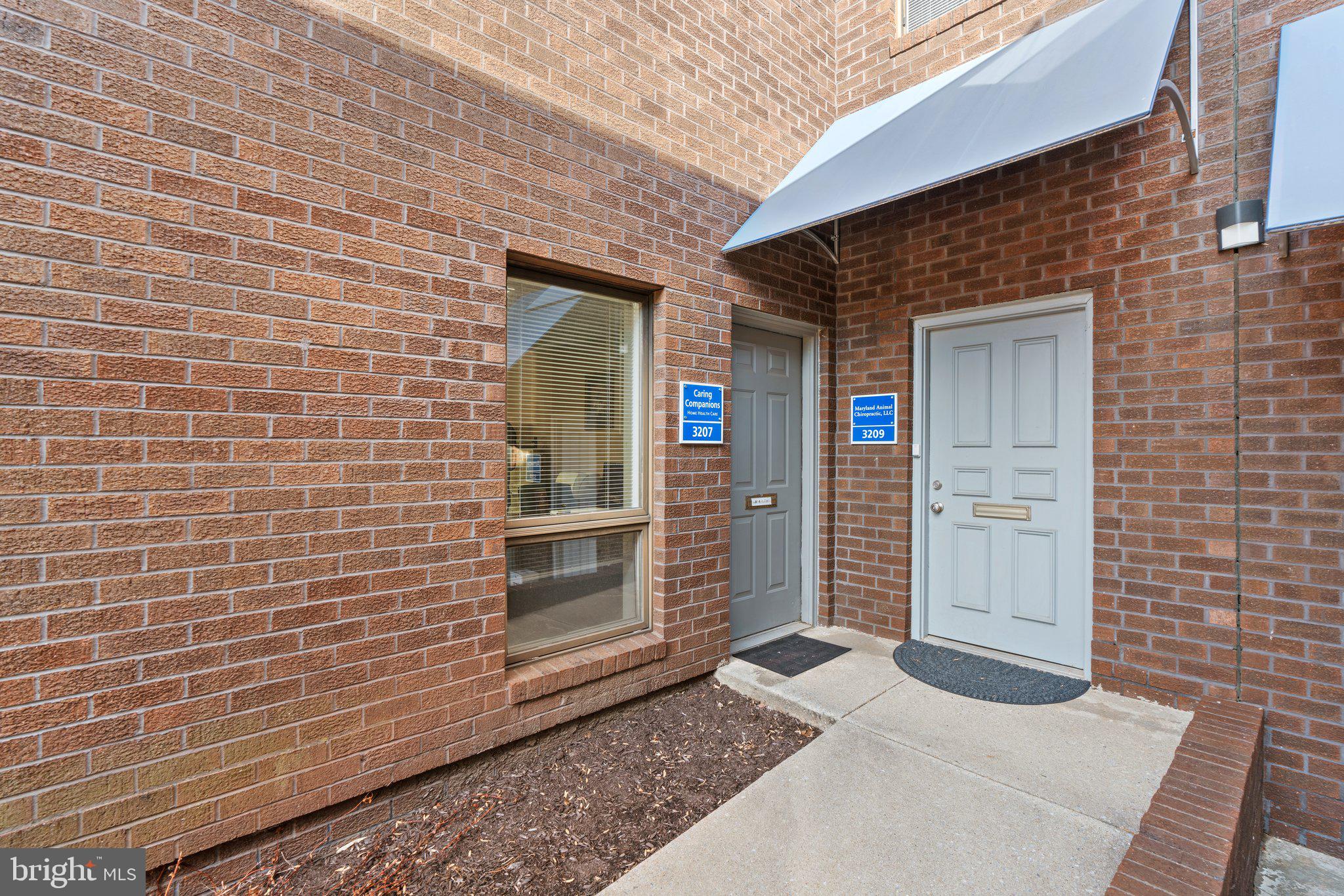 3207 Corporate COURT Unit: 4