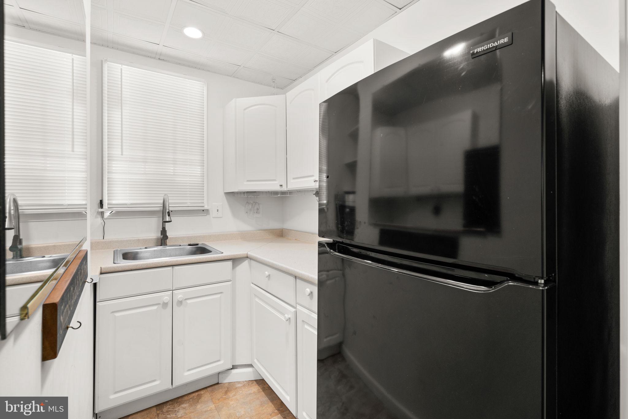 5104 Crestfield Court