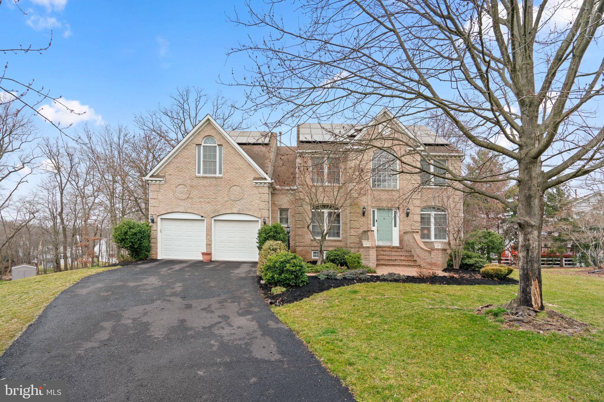 5104 Crestfield Court