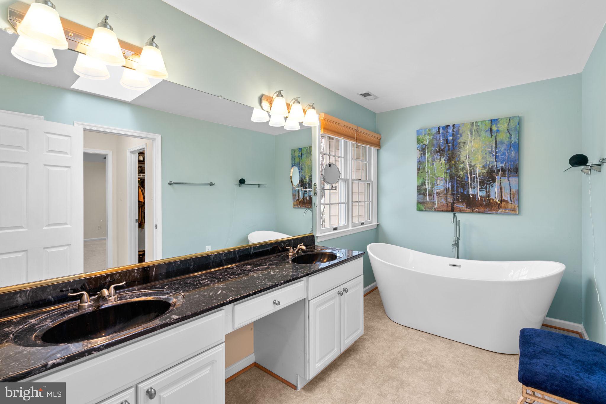 5104 Crestfield Court