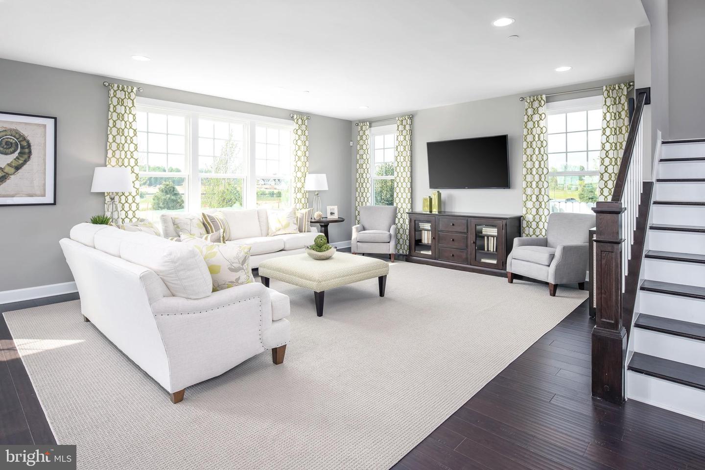3692 Westmount PARKWAY