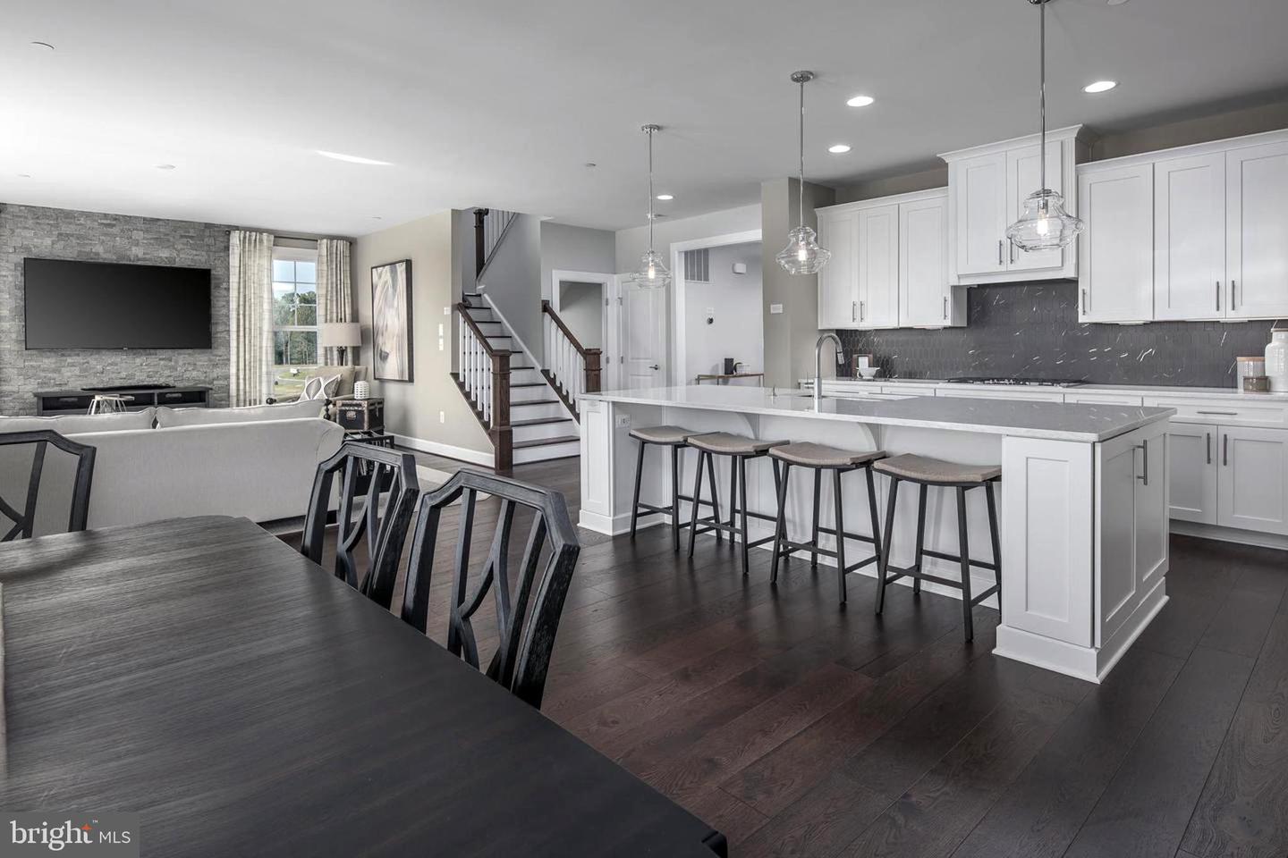4240 Findley LANE