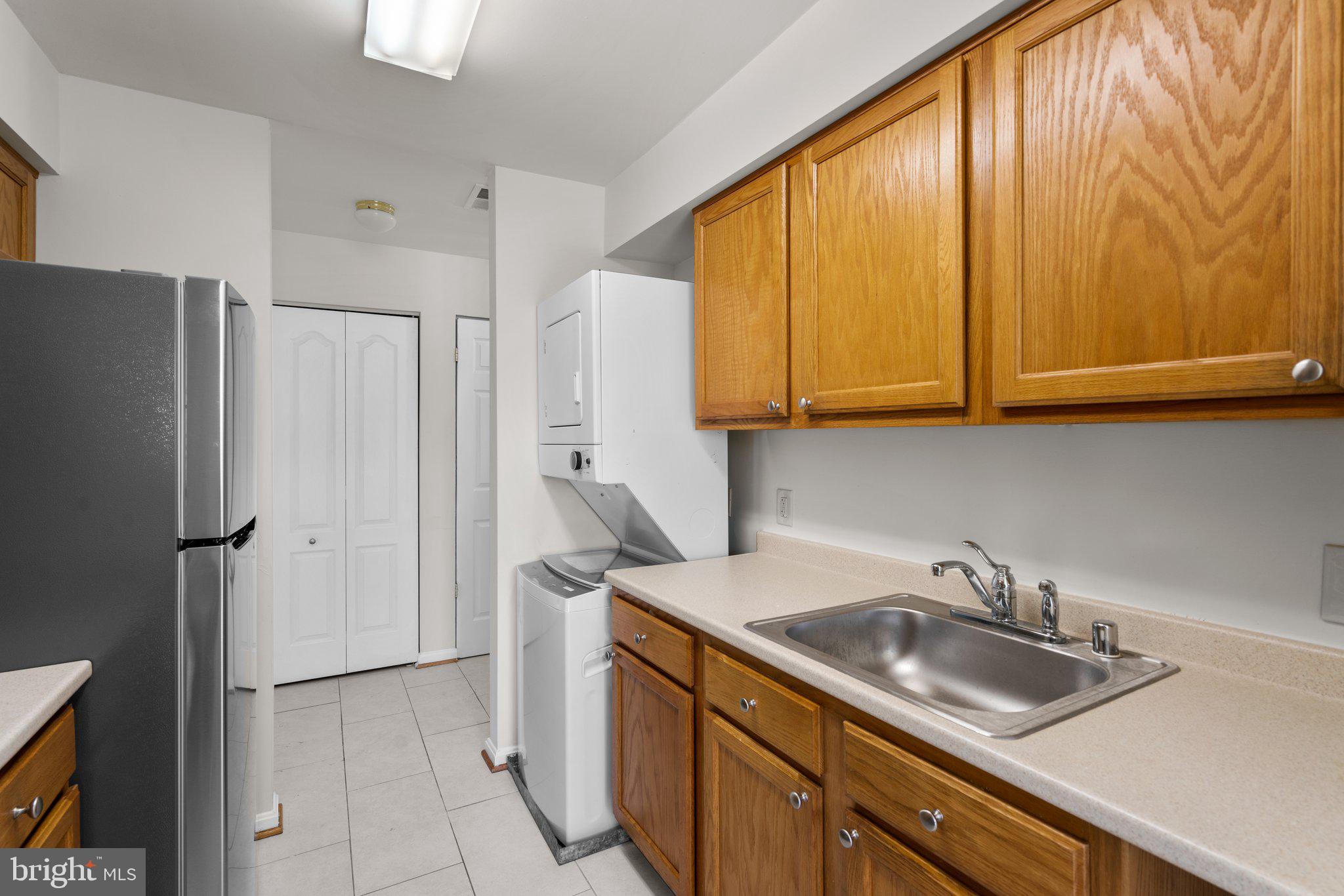 8387 Montgomery Run Rd #E