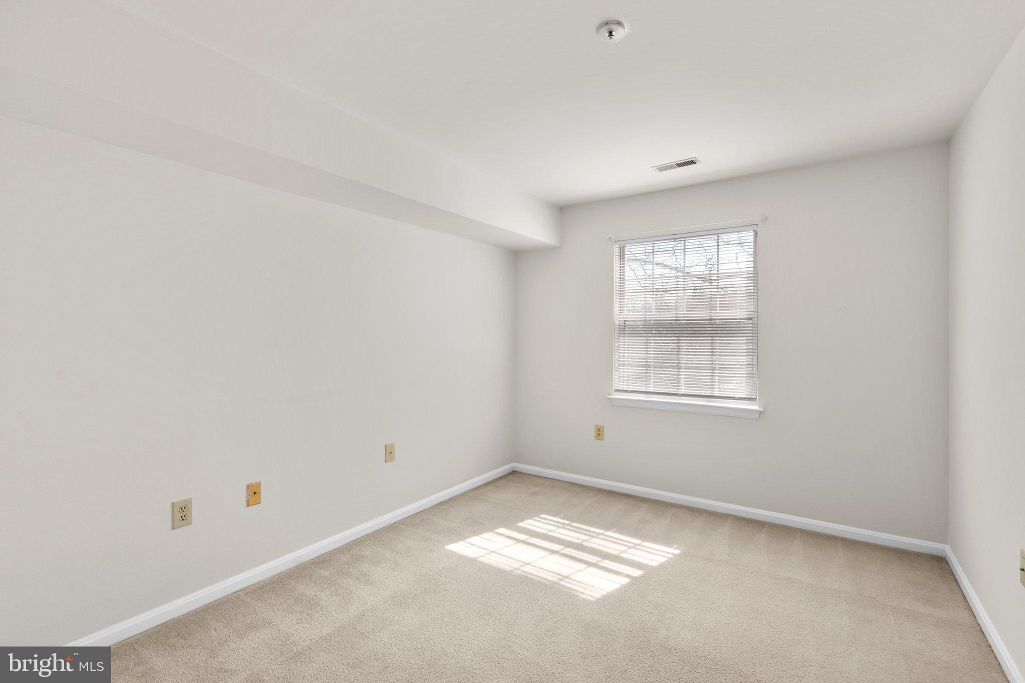 8387 Montgomery Run Rd #E