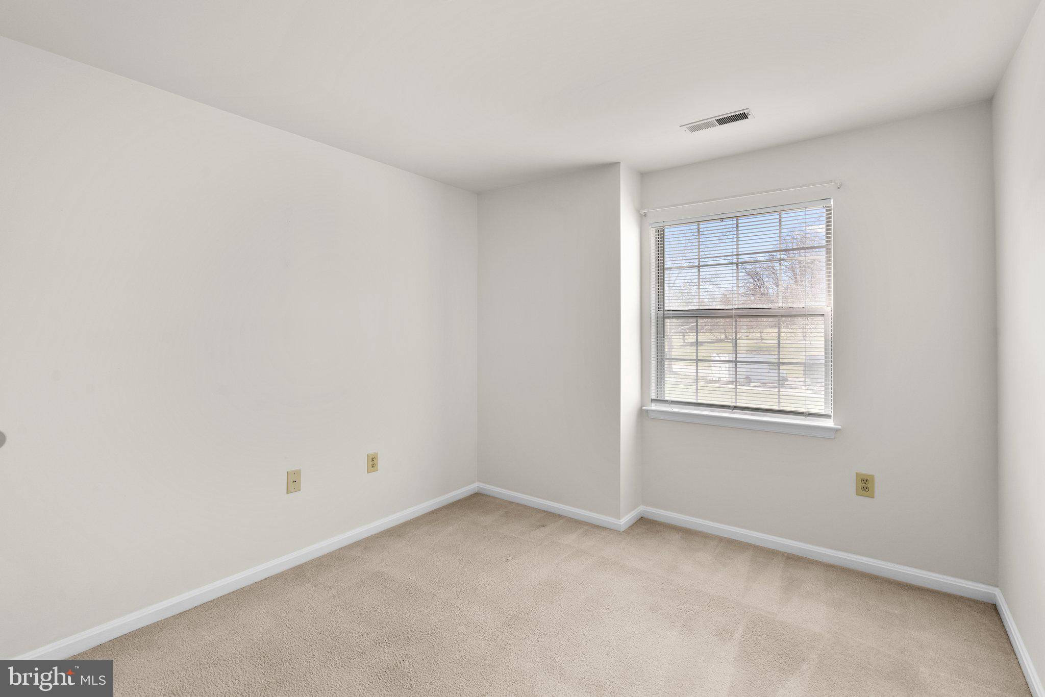 8387 Montgomery Run Rd #E