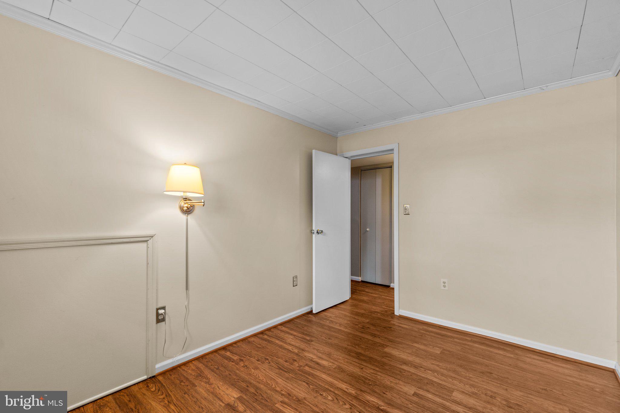 10023 Autumn View Ln