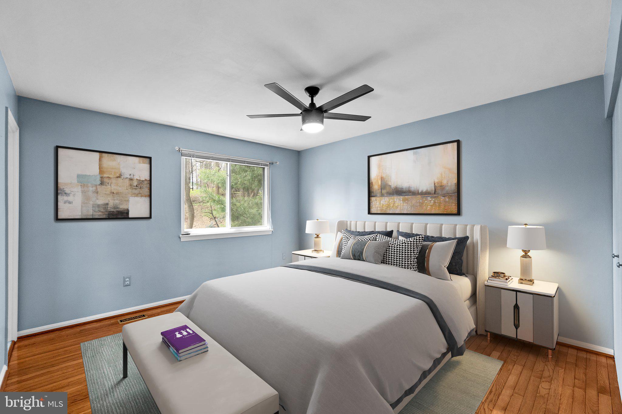 10023 Autumn View Ln