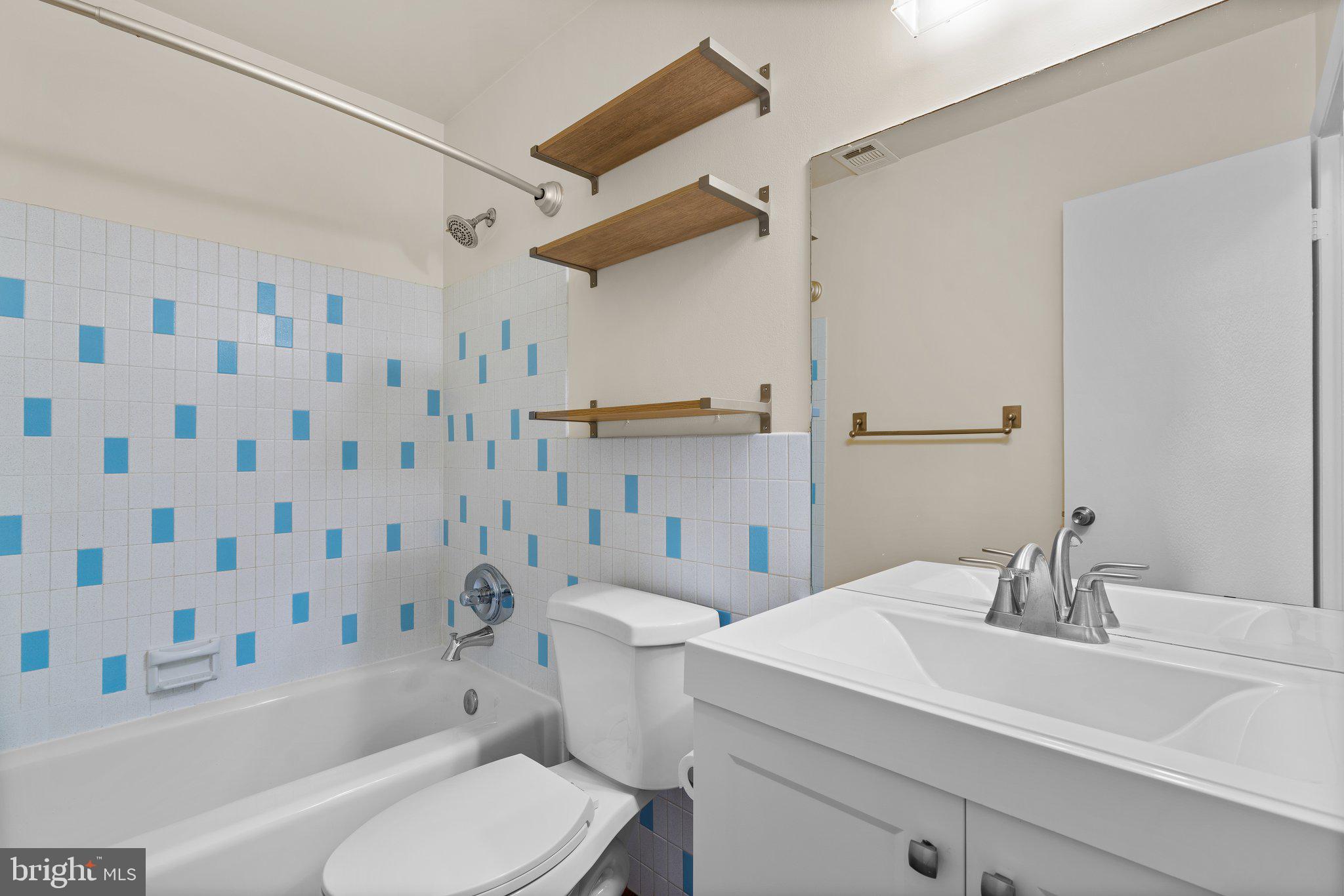 10109 Windstream Dr #6