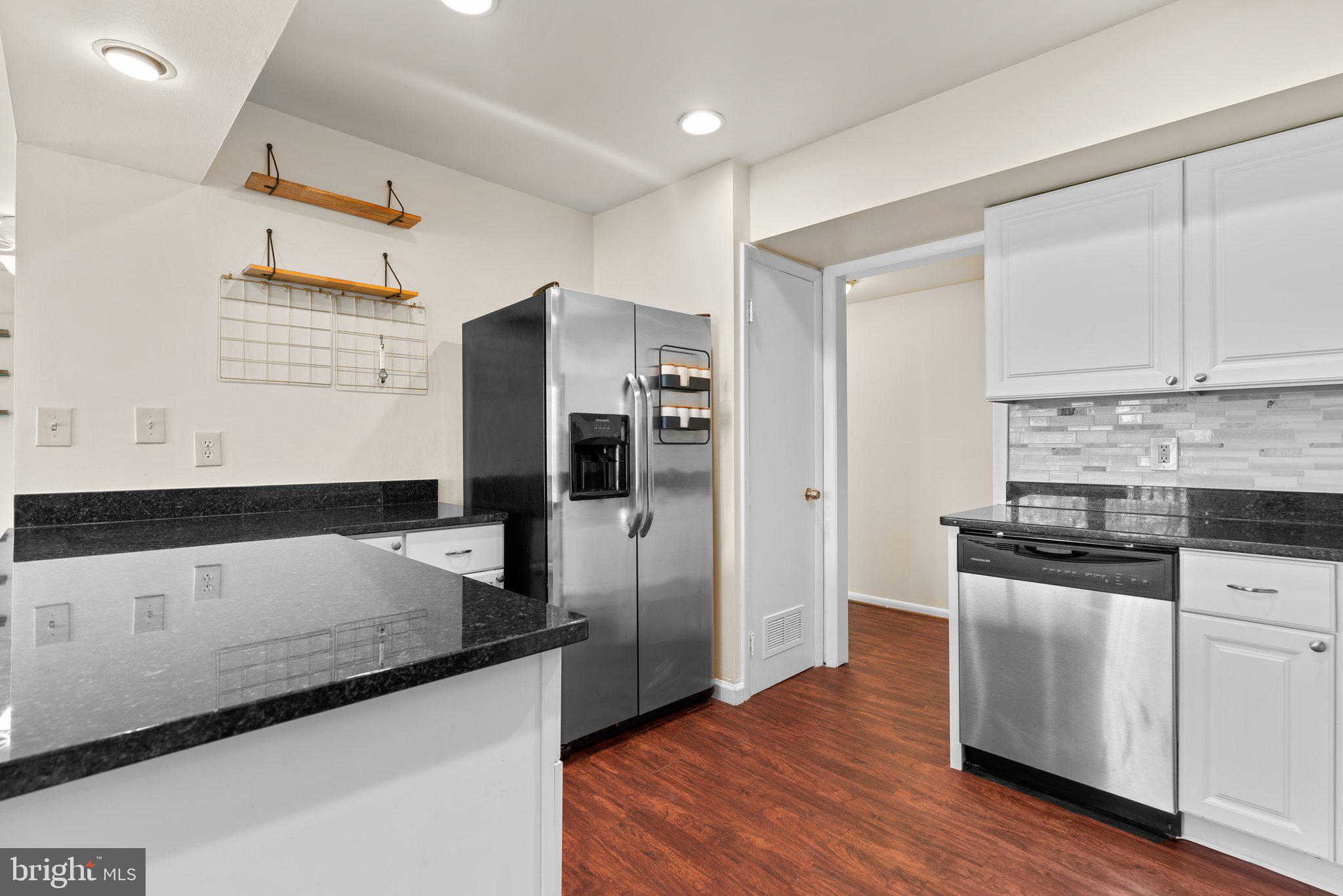 10109 Windstream Dr #6